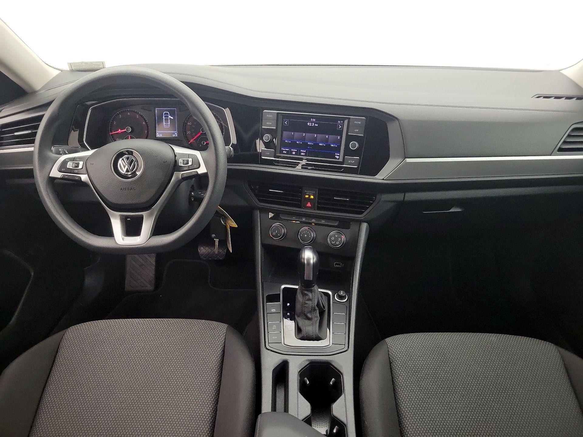 Thumbnail: 2019 Volkswagen Jetta - 9