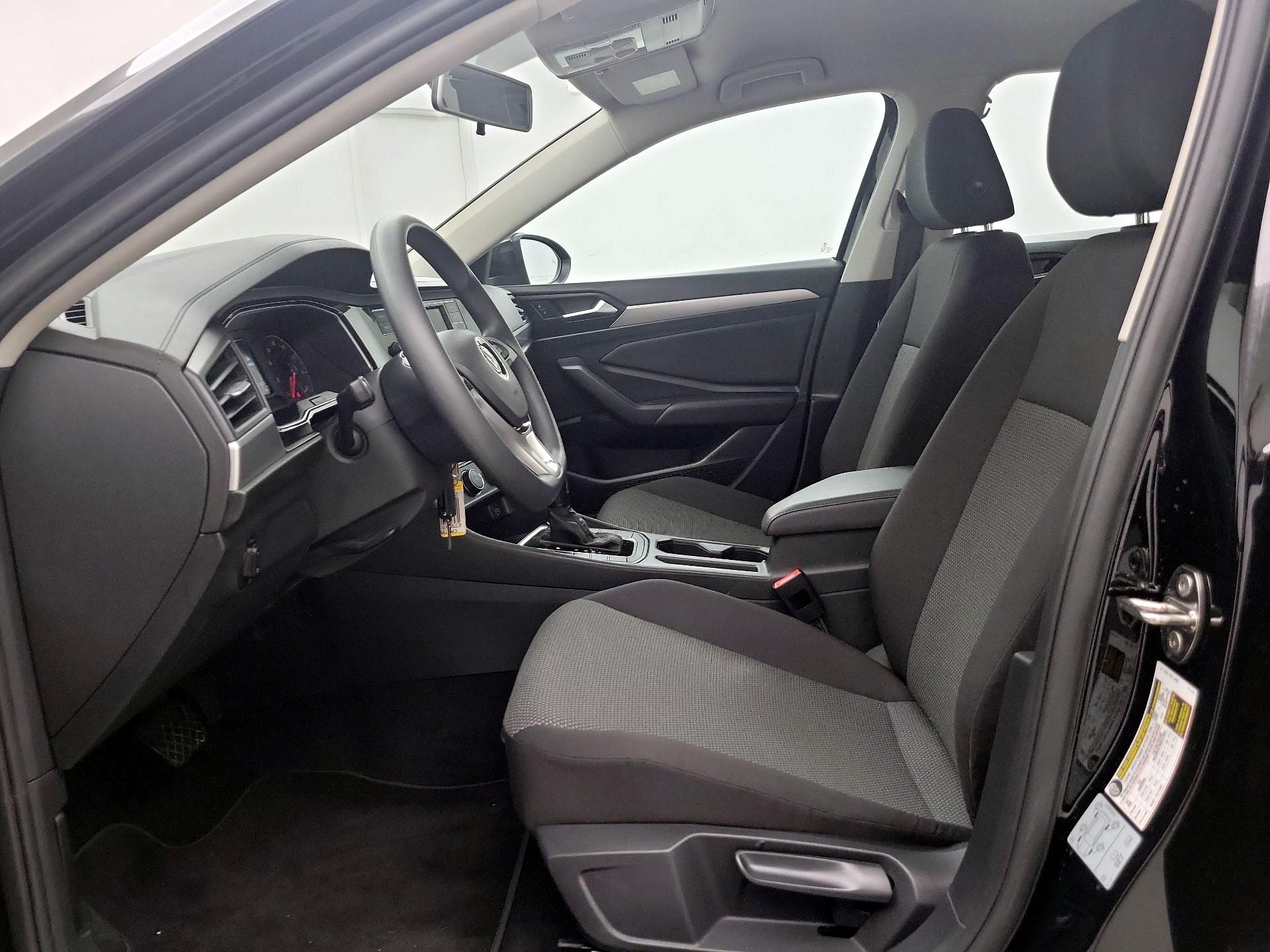 Thumbnail: 2019 Volkswagen Jetta - 11