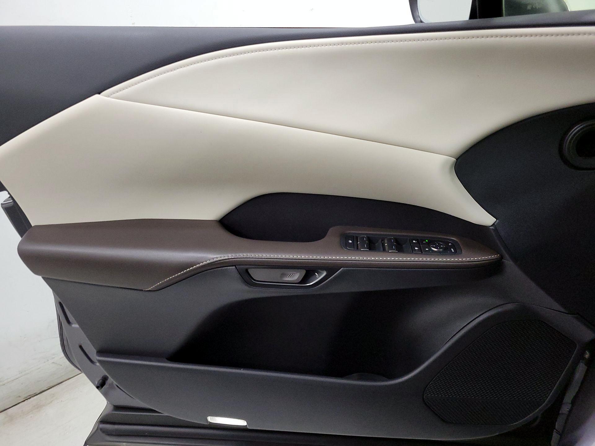 Thumbnail: 2024 Lexus RX - 12