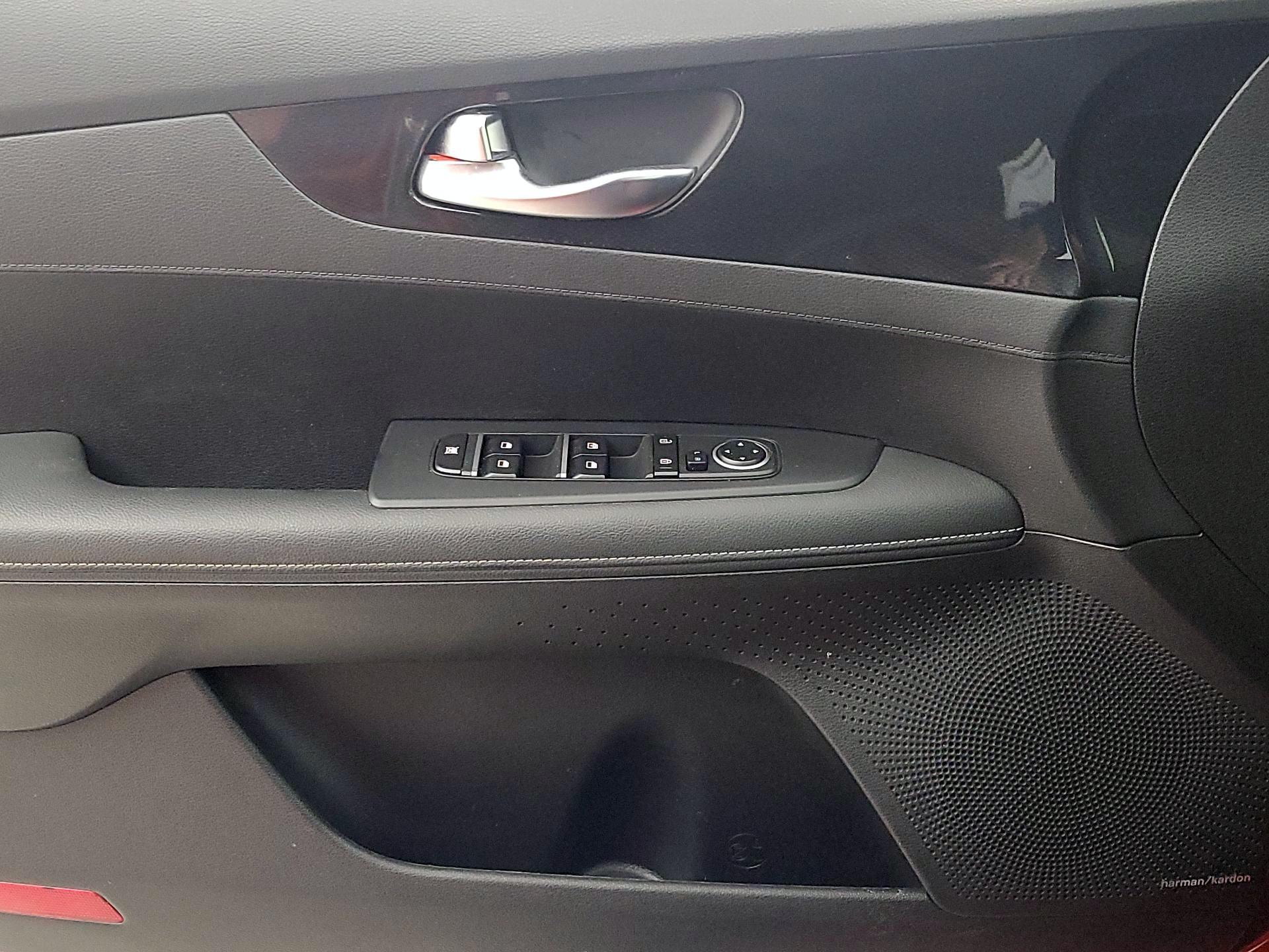 Thumbnail: 2023 Kia Forte - 12