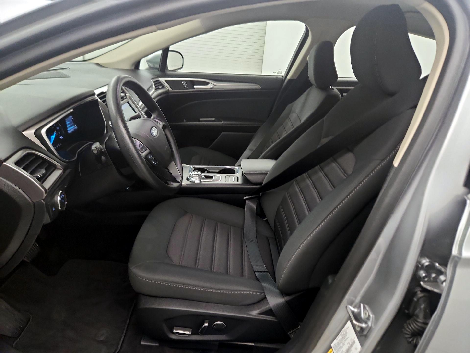 Thumbnail: 2020 Ford Fusion - 9