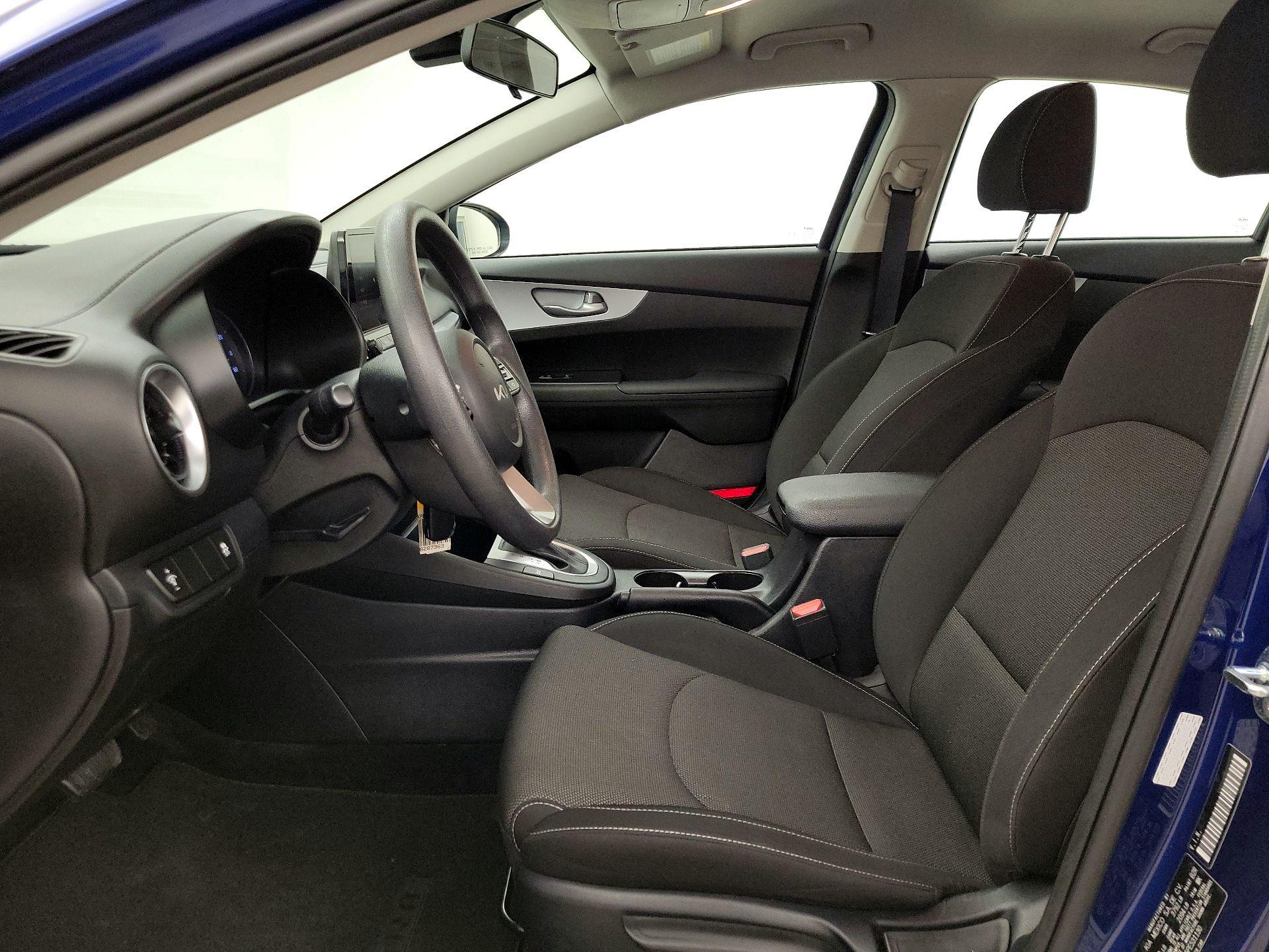 Thumbnail: 2023 Kia Forte - 11