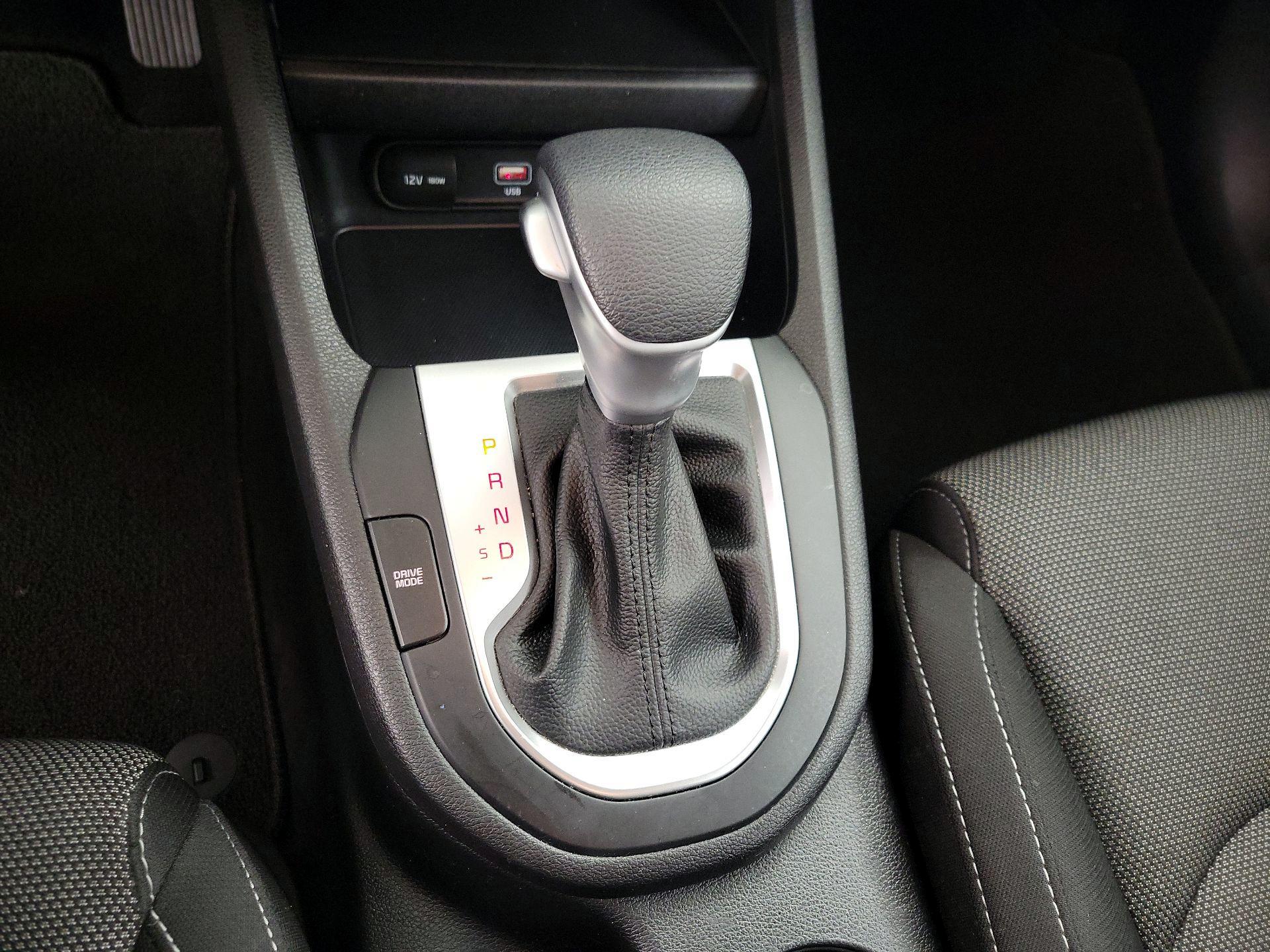 Thumbnail: 2023 Kia Forte - 17