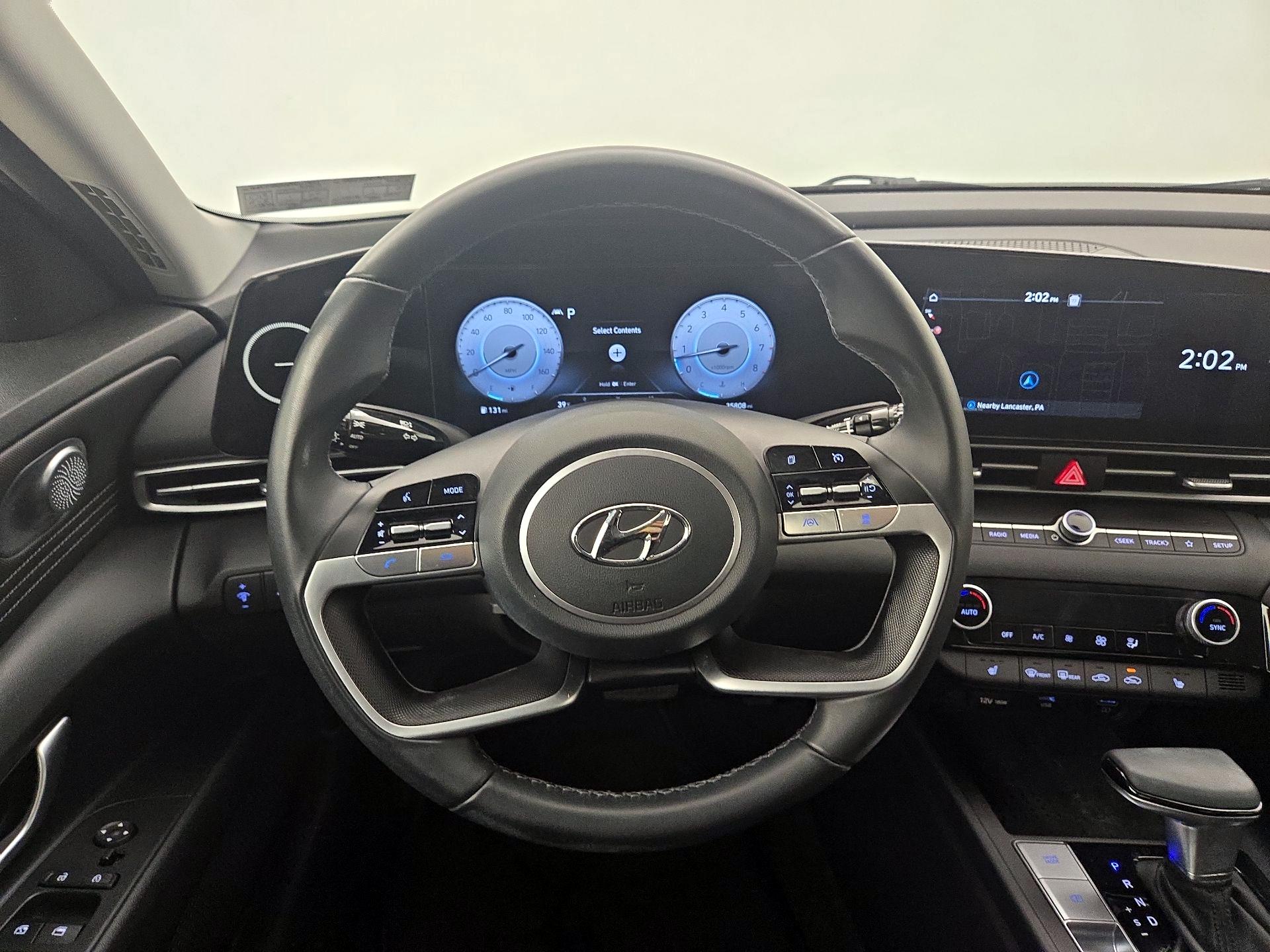 Thumbnail: 2023 Hyundai Elantra - 10