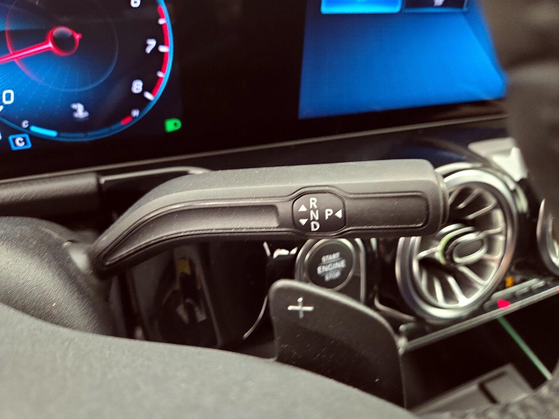 Thumbnail: 2022 Mercedes-Benz GLA - 17