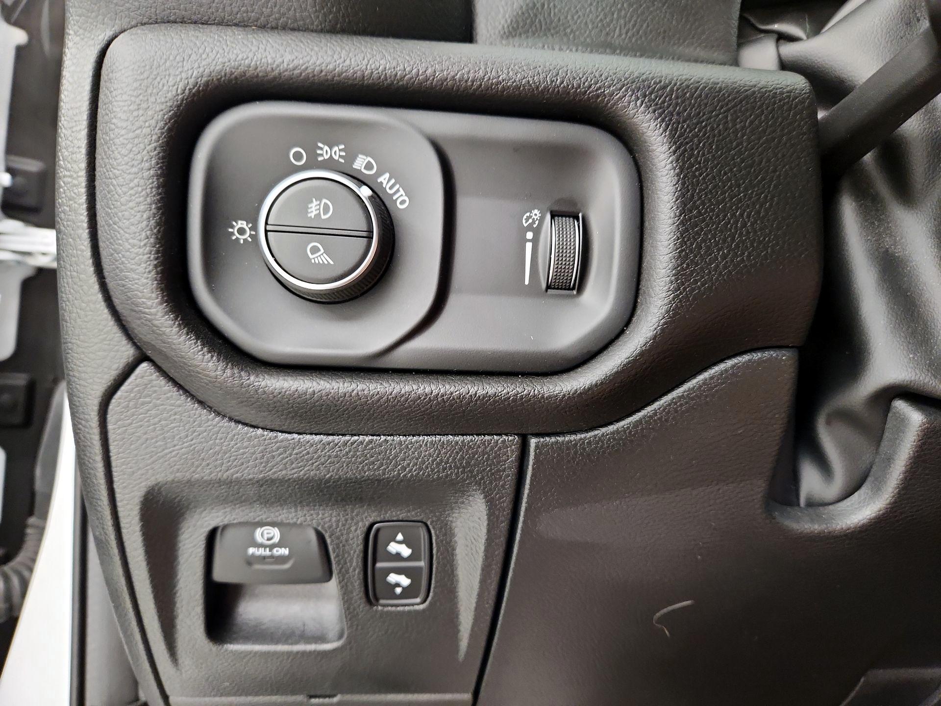 Thumbnail: 2023 RAM 1500 - 13