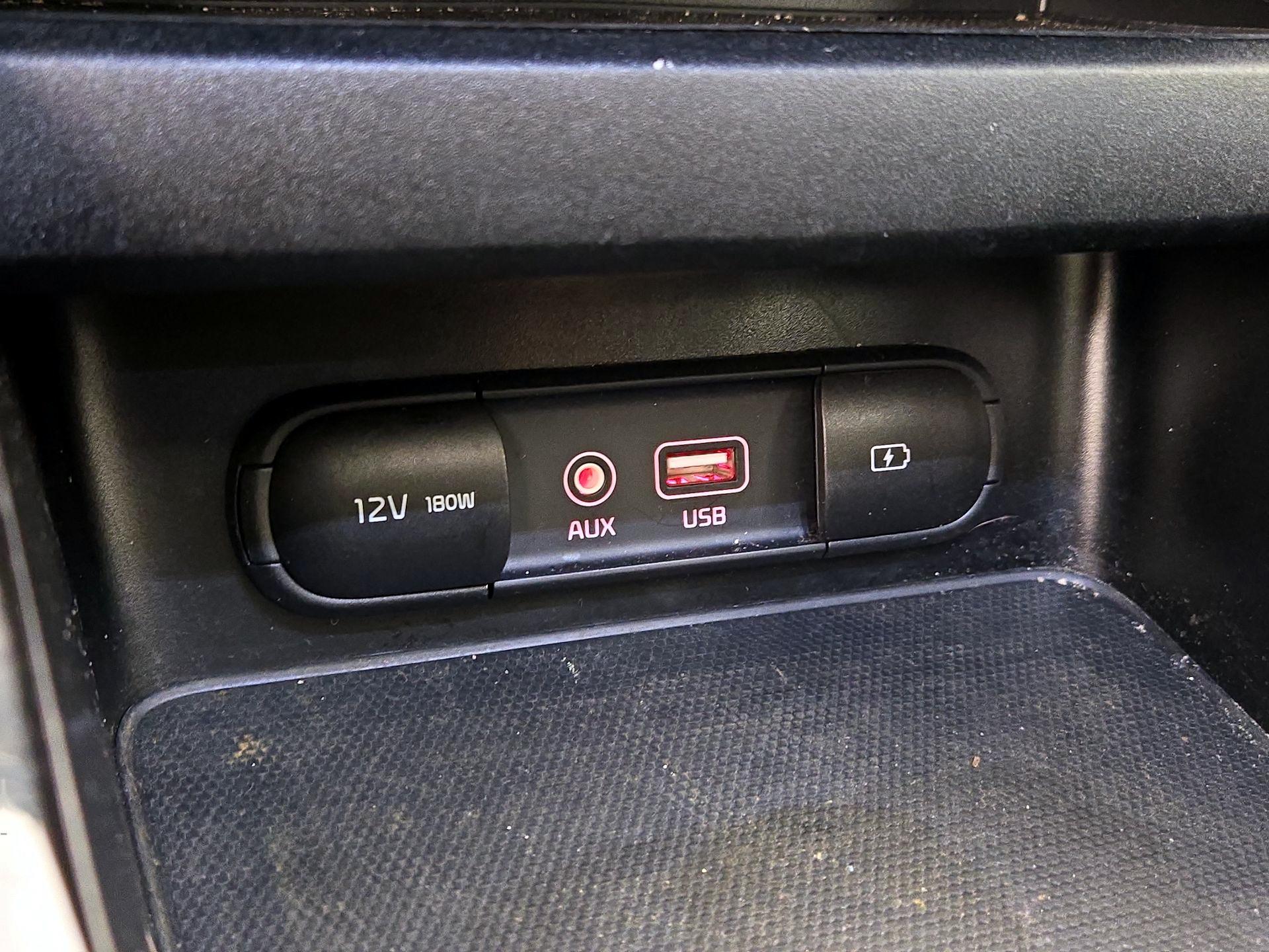 Thumbnail: 2021 Kia Forte - 18