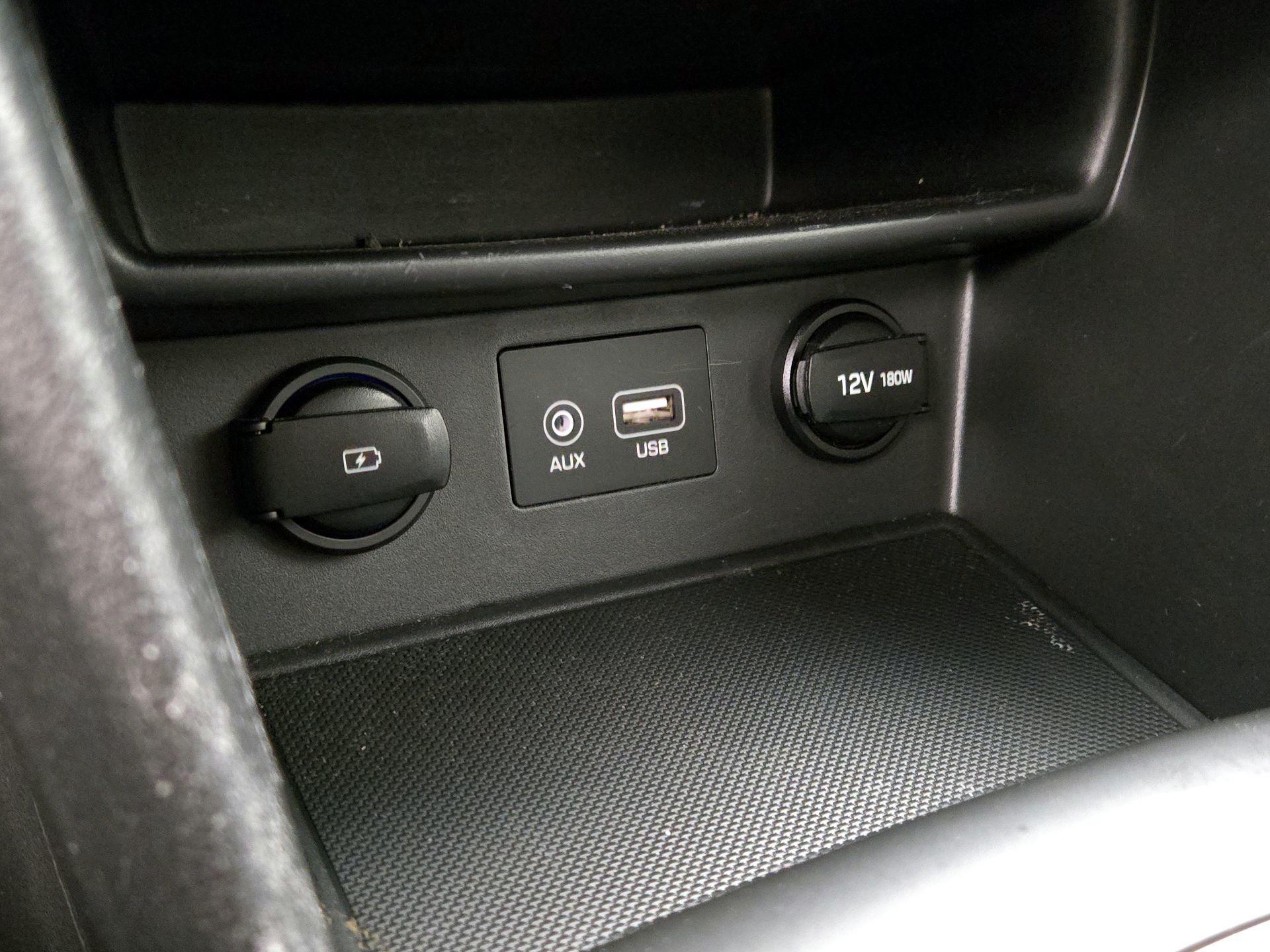 Thumbnail: 2020 Hyundai Kona - 18