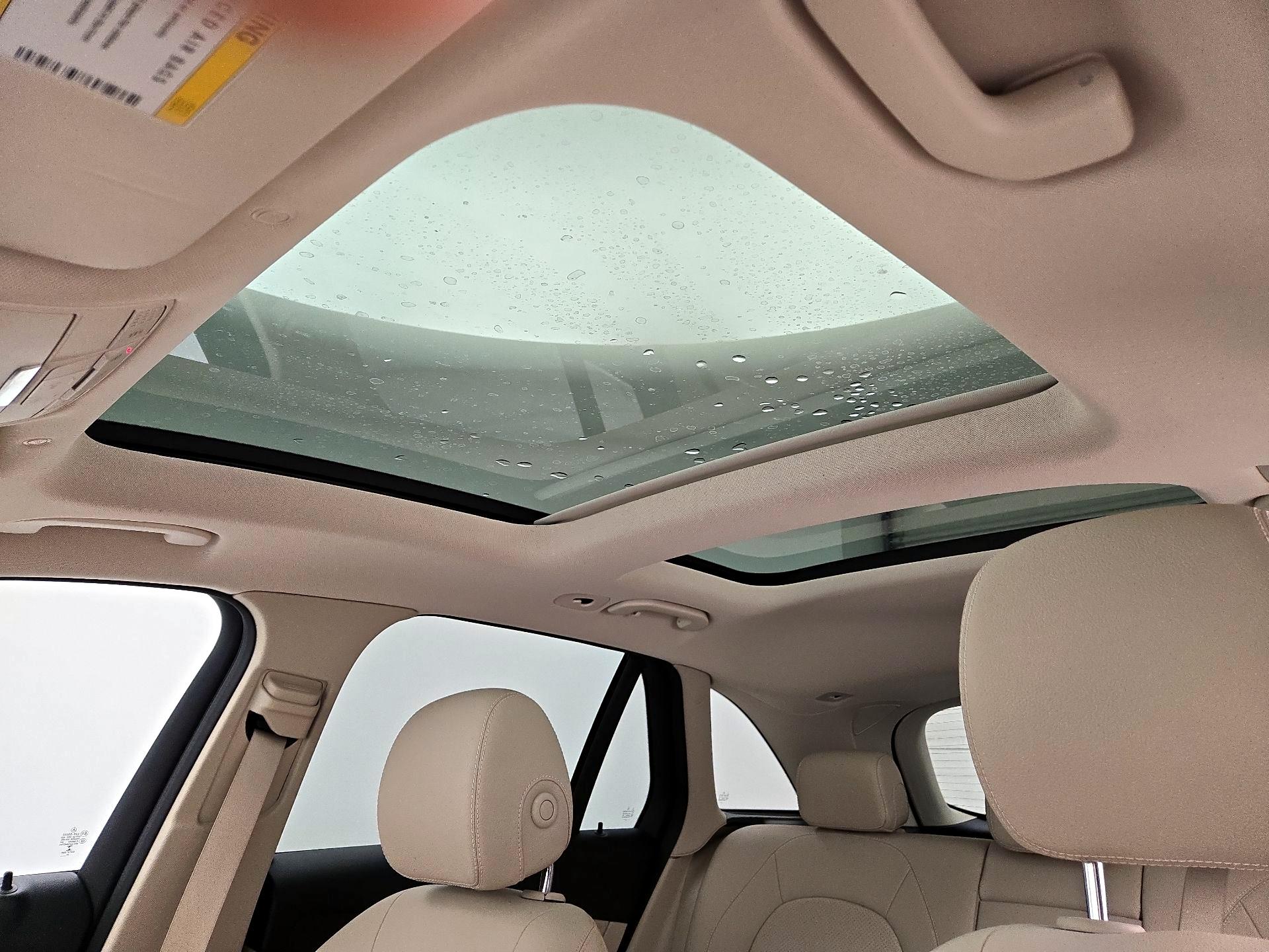 Thumbnail: 2021 Mercedes-Benz GLC - 19