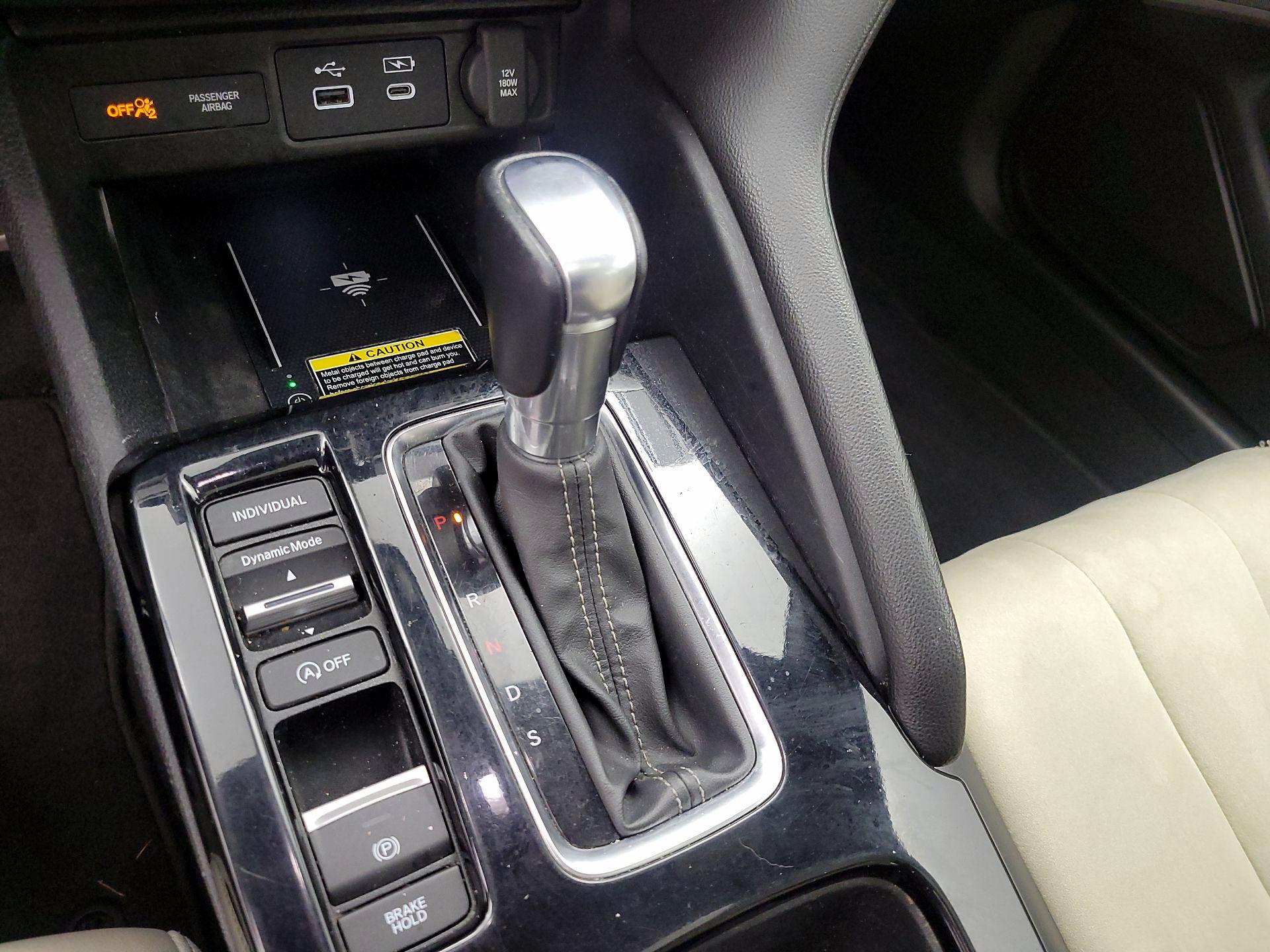 Thumbnail: 2023 Acura Integra - 17