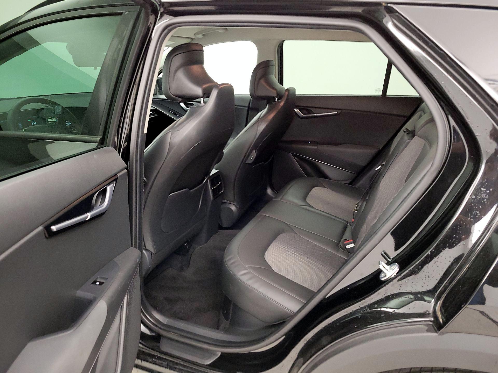 Thumbnail: 2023 Kia Niro - 19