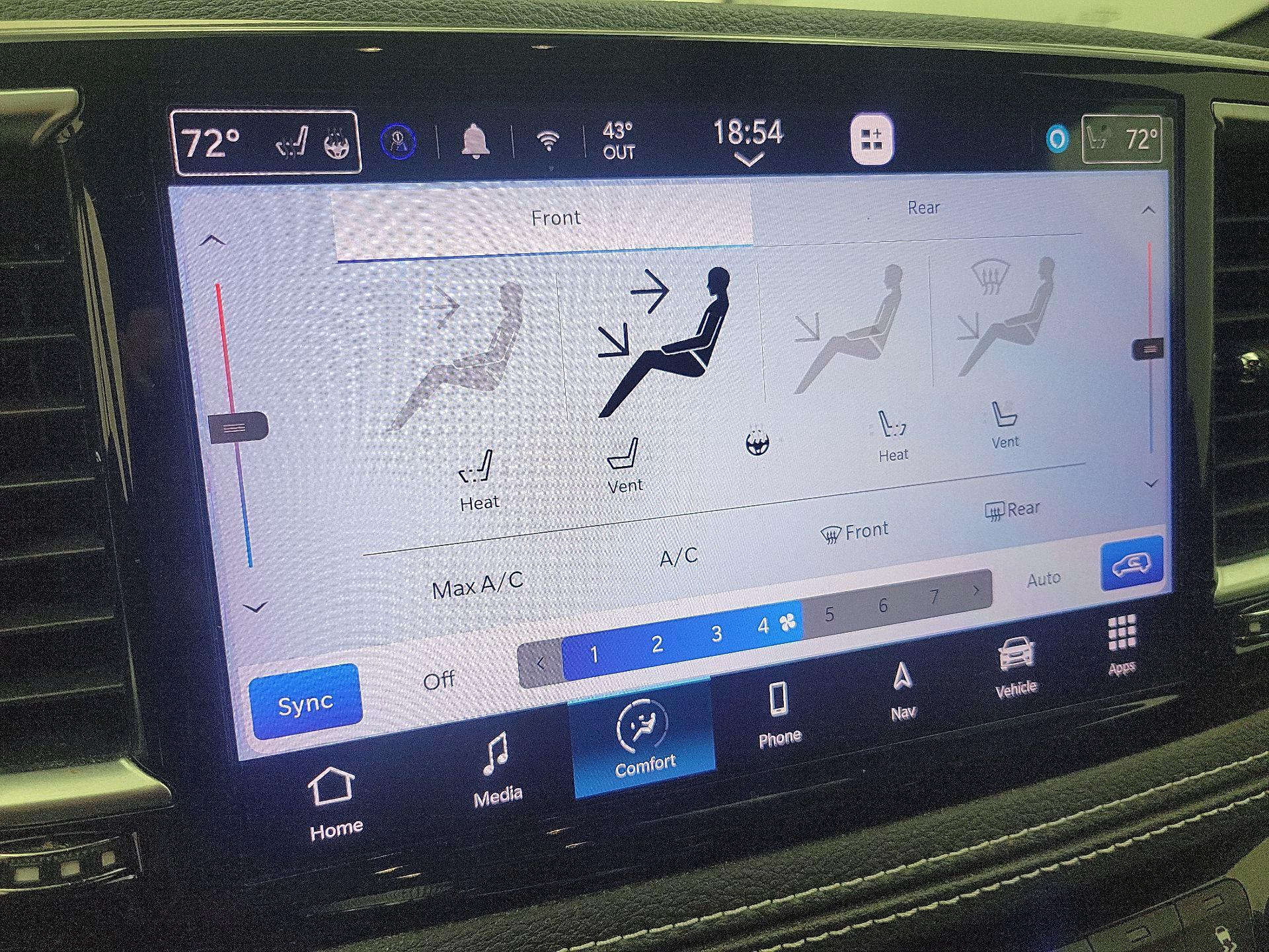 Thumbnail: 2022 Chrysler Pacifica - 17