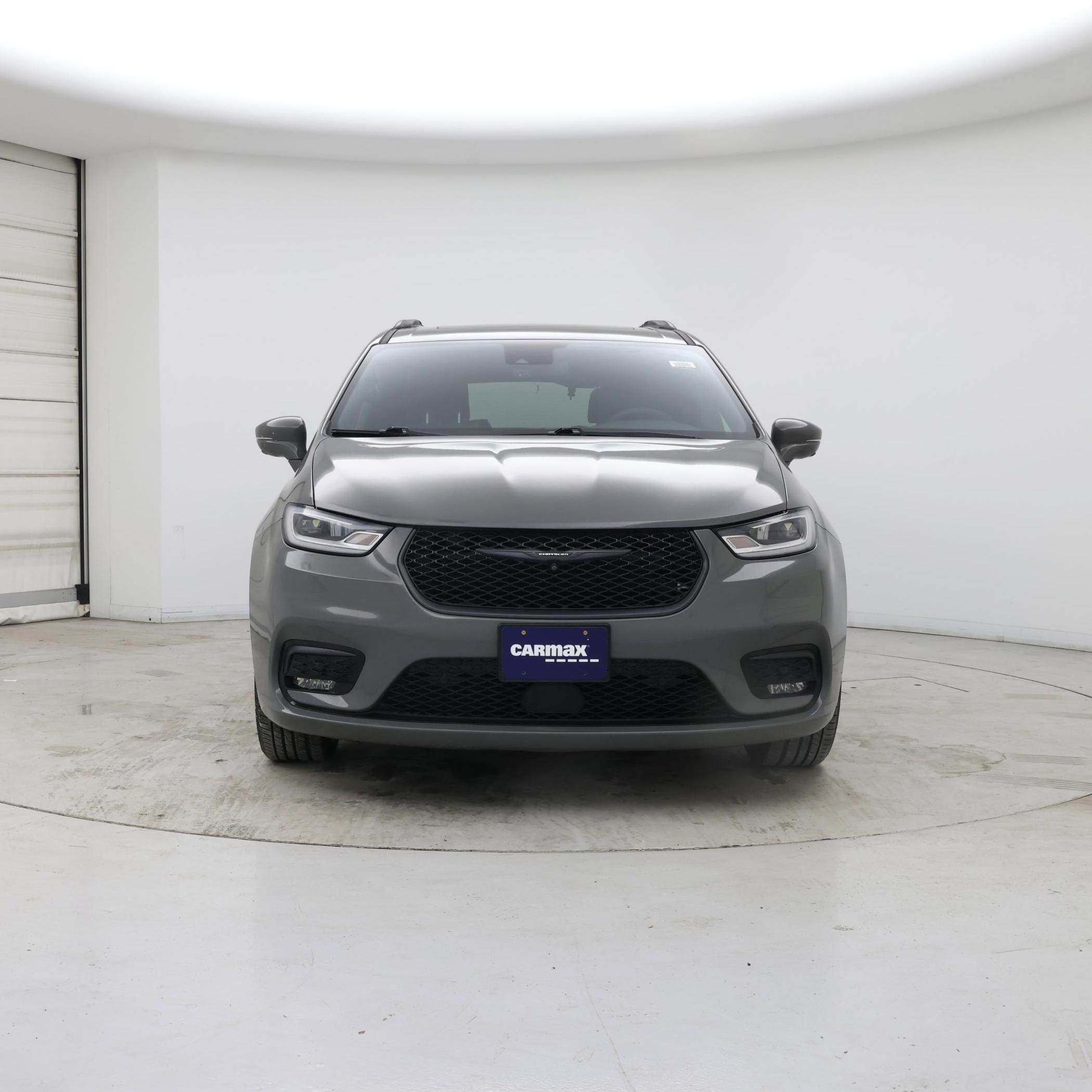 Thumbnail: 2022 Chrysler Pacifica - 5