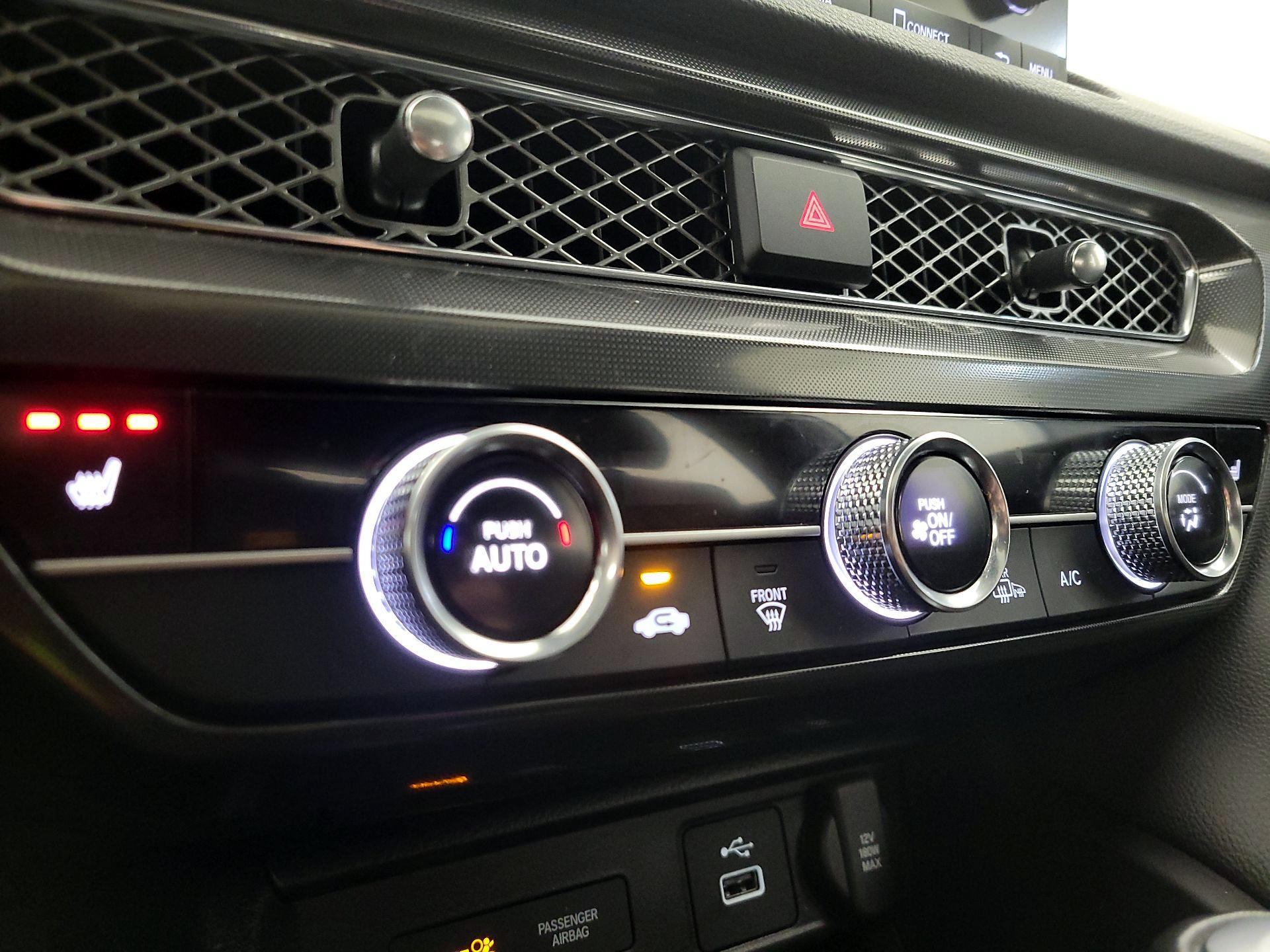 Thumbnail: 2023 Acura Integra - 16