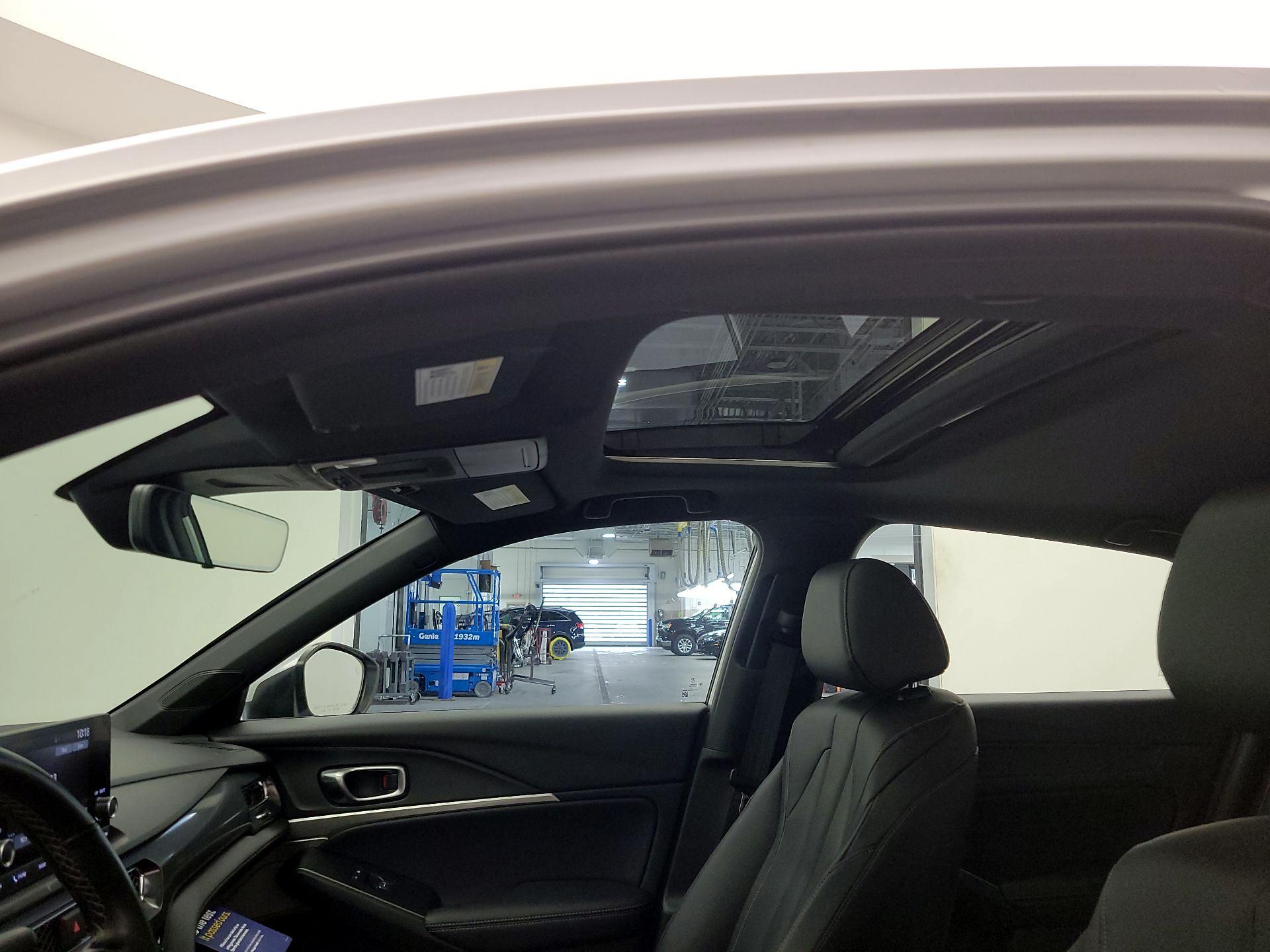 Thumbnail: 2023 Acura Integra - 19