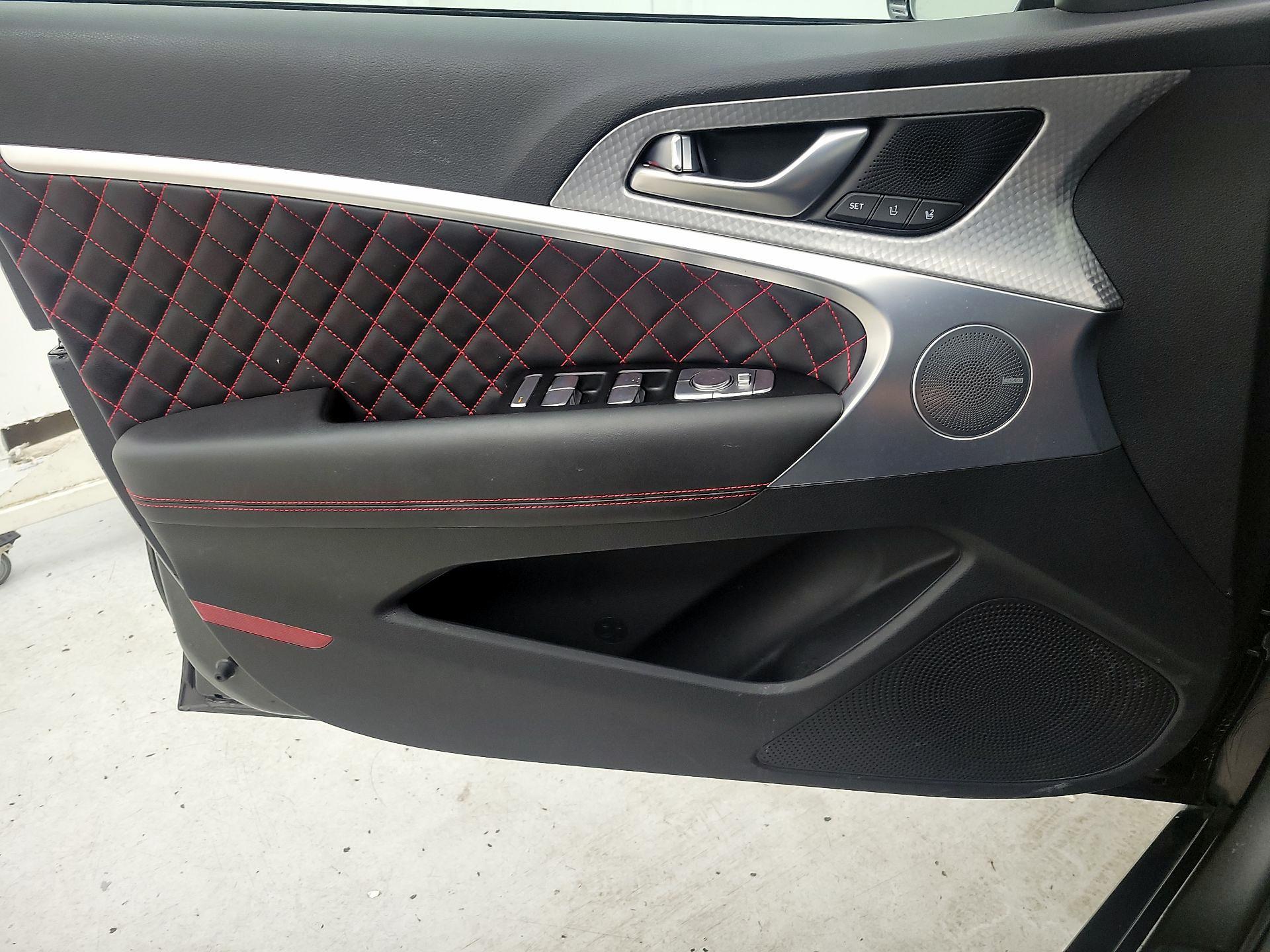 Thumbnail: 2023 Genesis G70 - 12