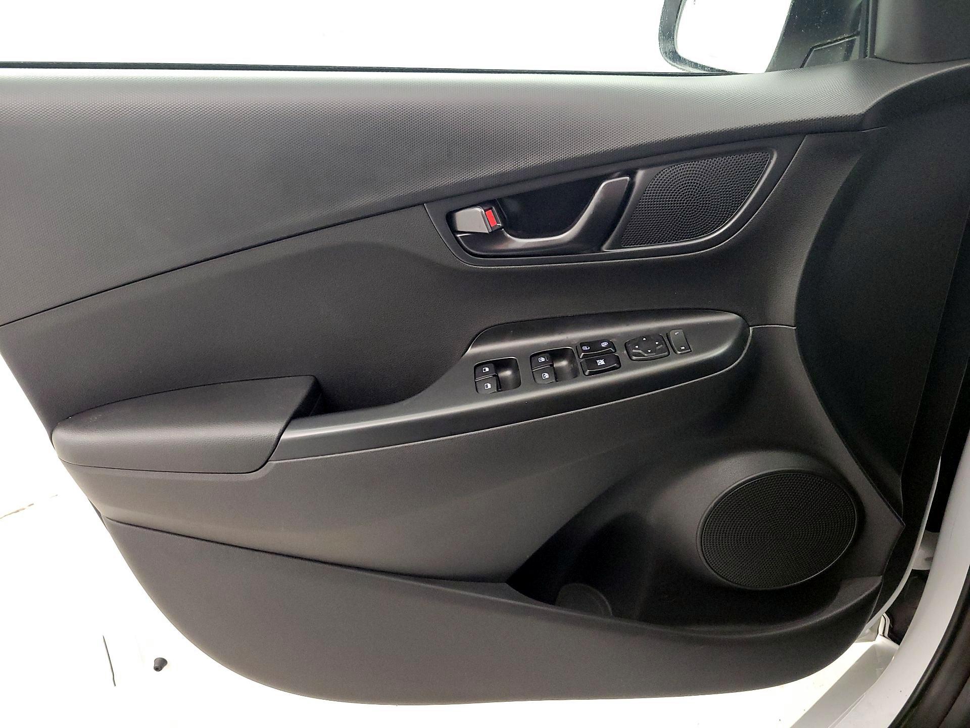 Thumbnail: 2023 Hyundai Kona - 12