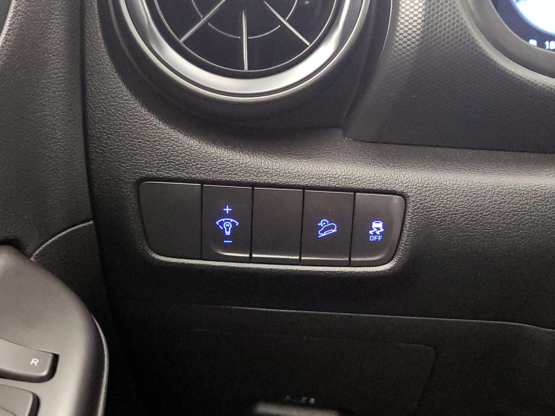 Thumbnail: 2023 Hyundai Kona - 13