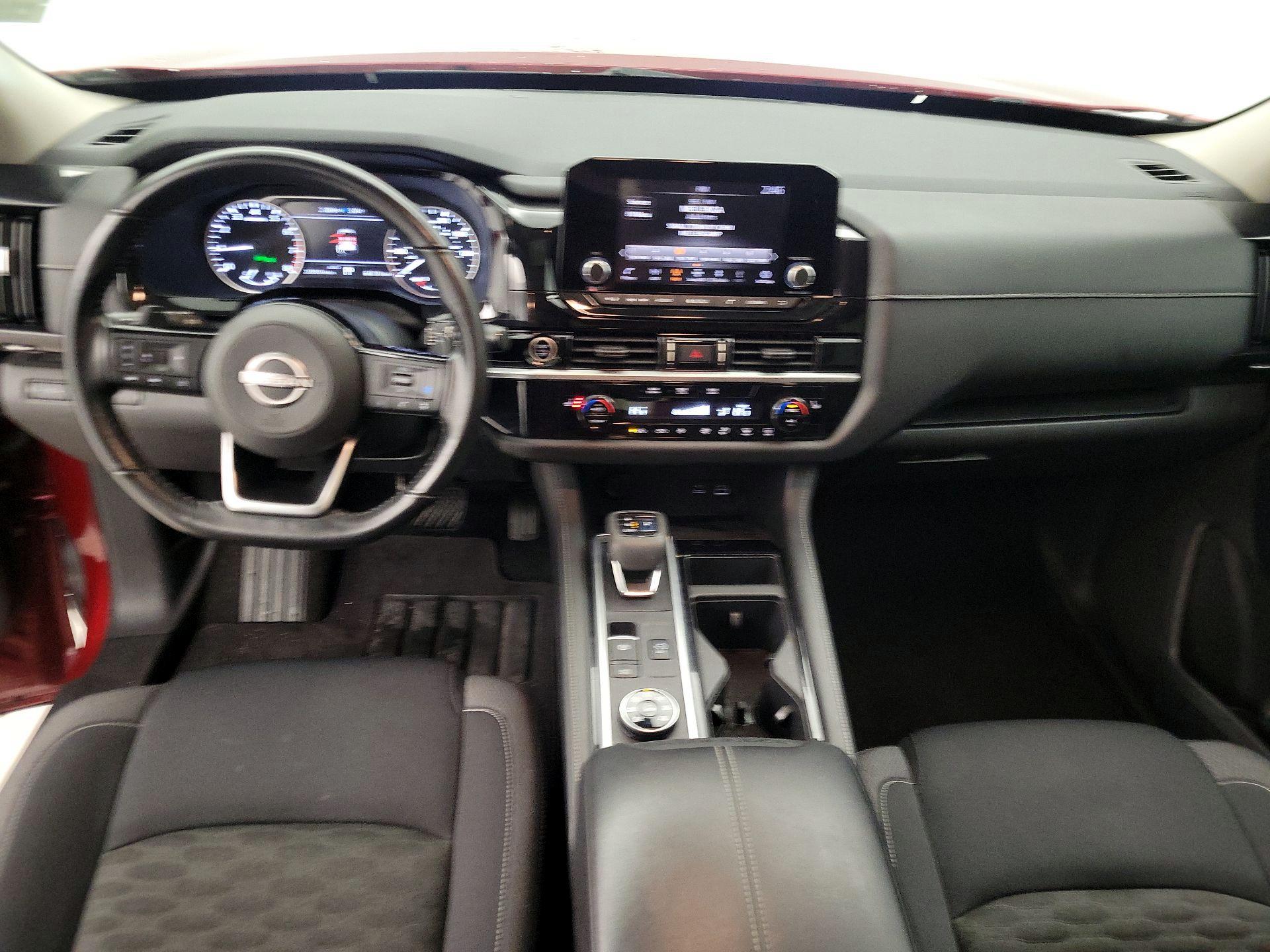 Thumbnail: 2022 Nissan Pathfinder - 9