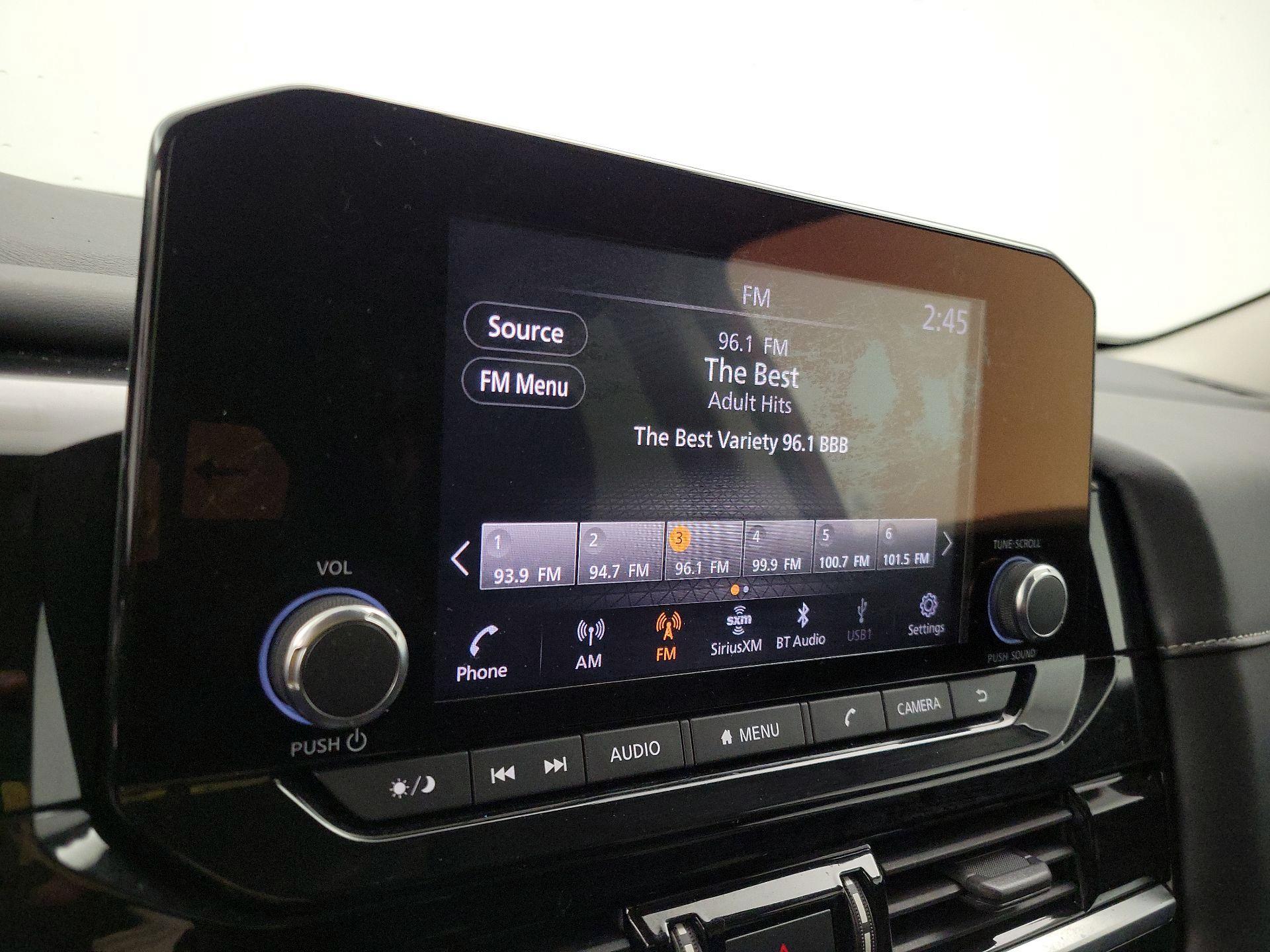 Thumbnail: 2022 Nissan Pathfinder - 15