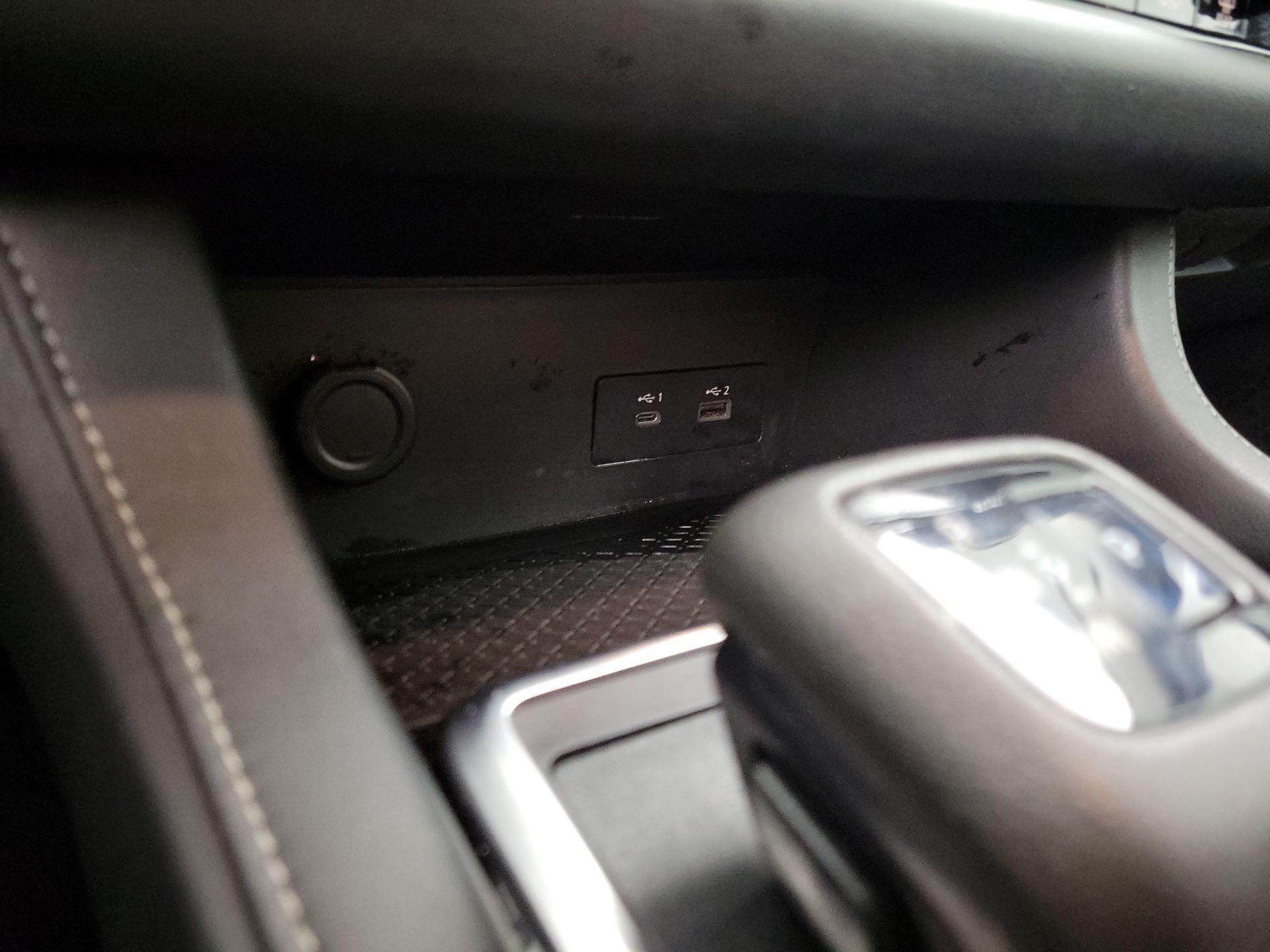 Thumbnail: 2022 Nissan Pathfinder - 18