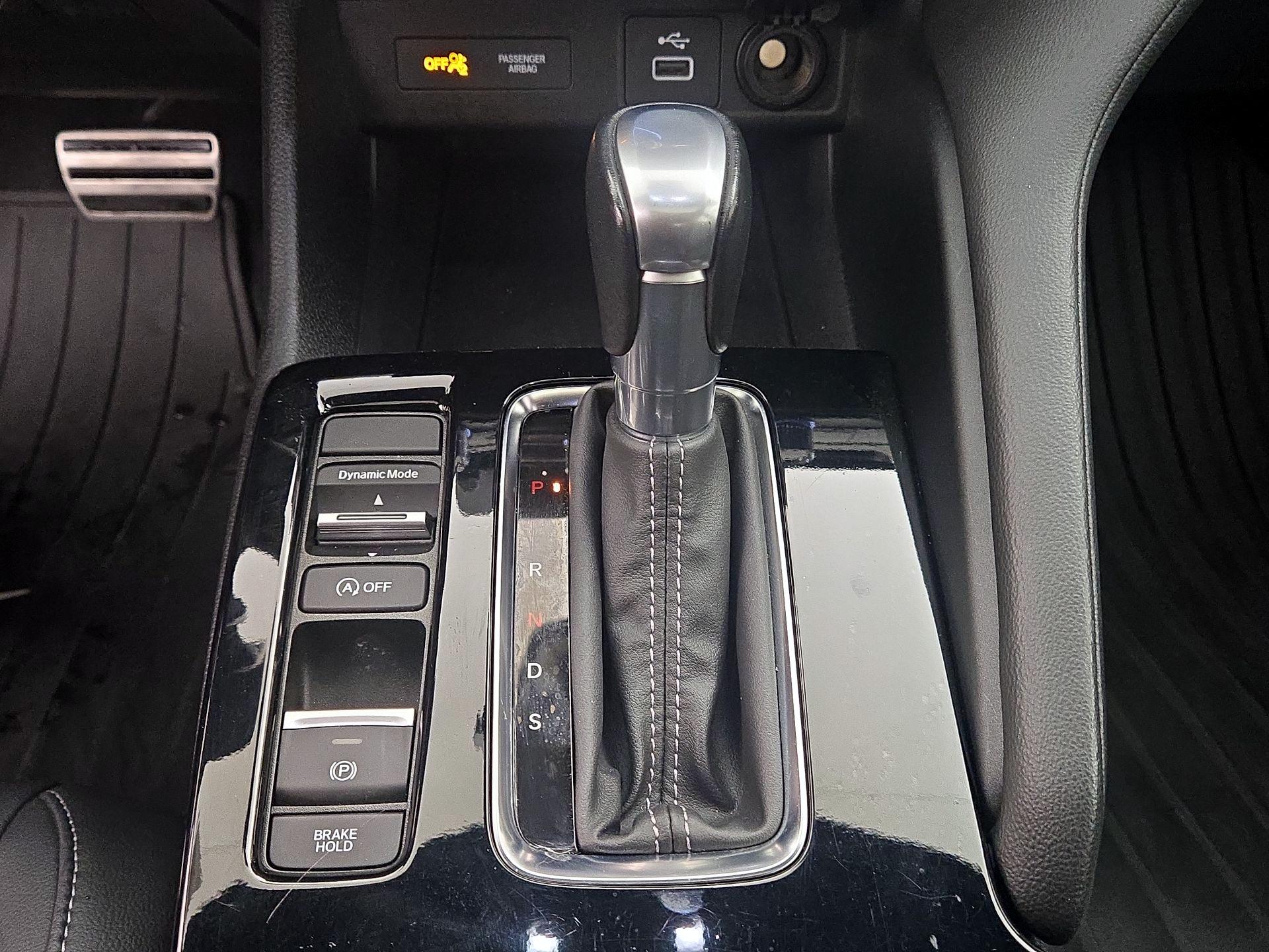 Thumbnail: 2023 Acura Integra - 17