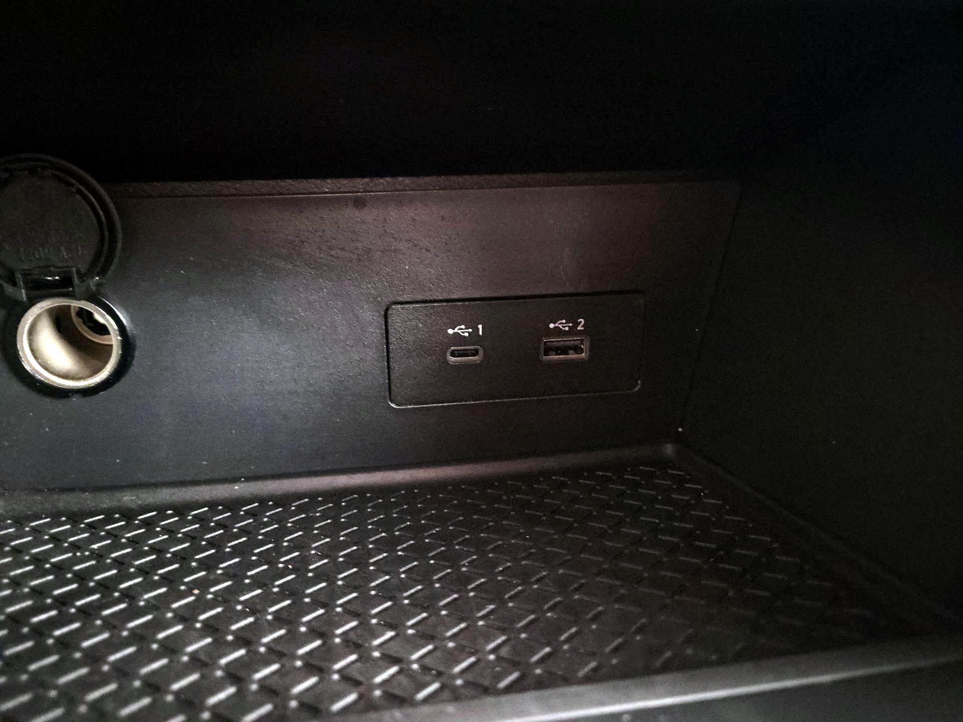 Thumbnail: 2024 Nissan Pathfinder - 16