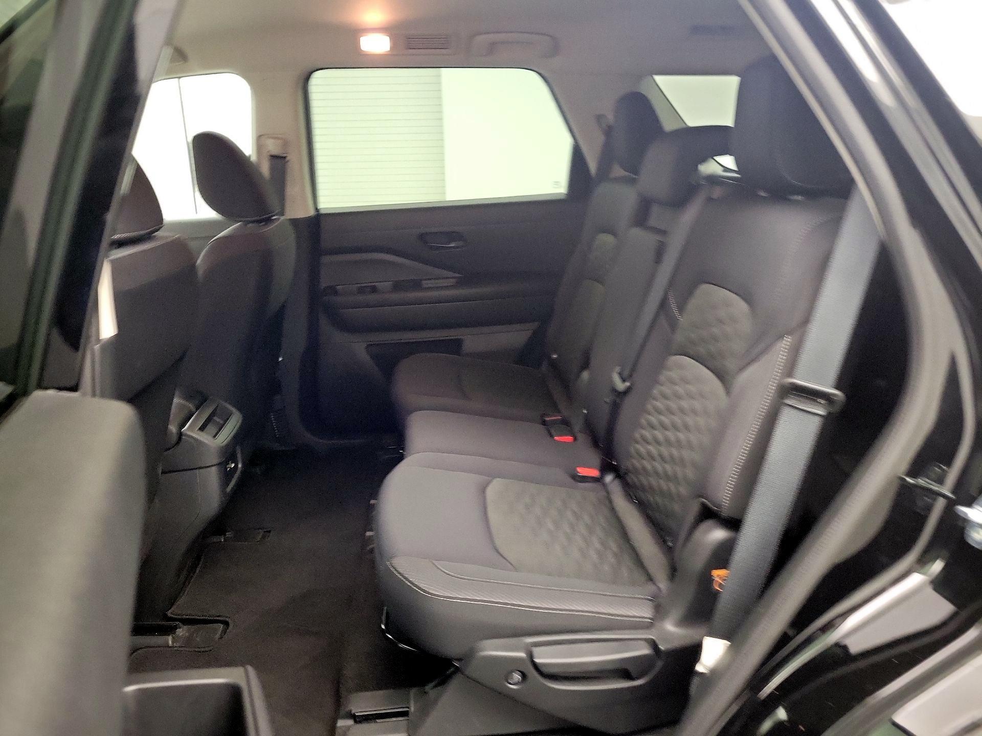 Thumbnail: 2024 Nissan Pathfinder - 17