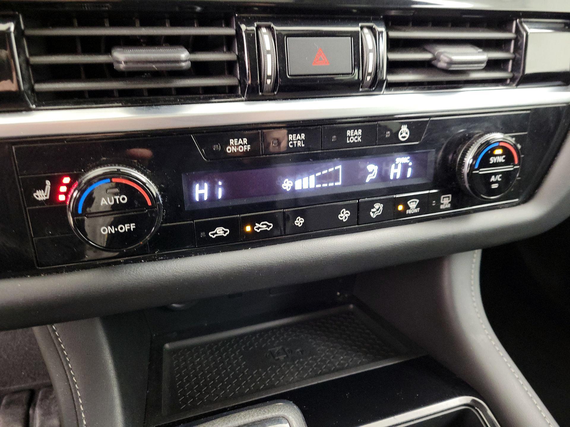 Thumbnail: 2023 Nissan Pathfinder - 17