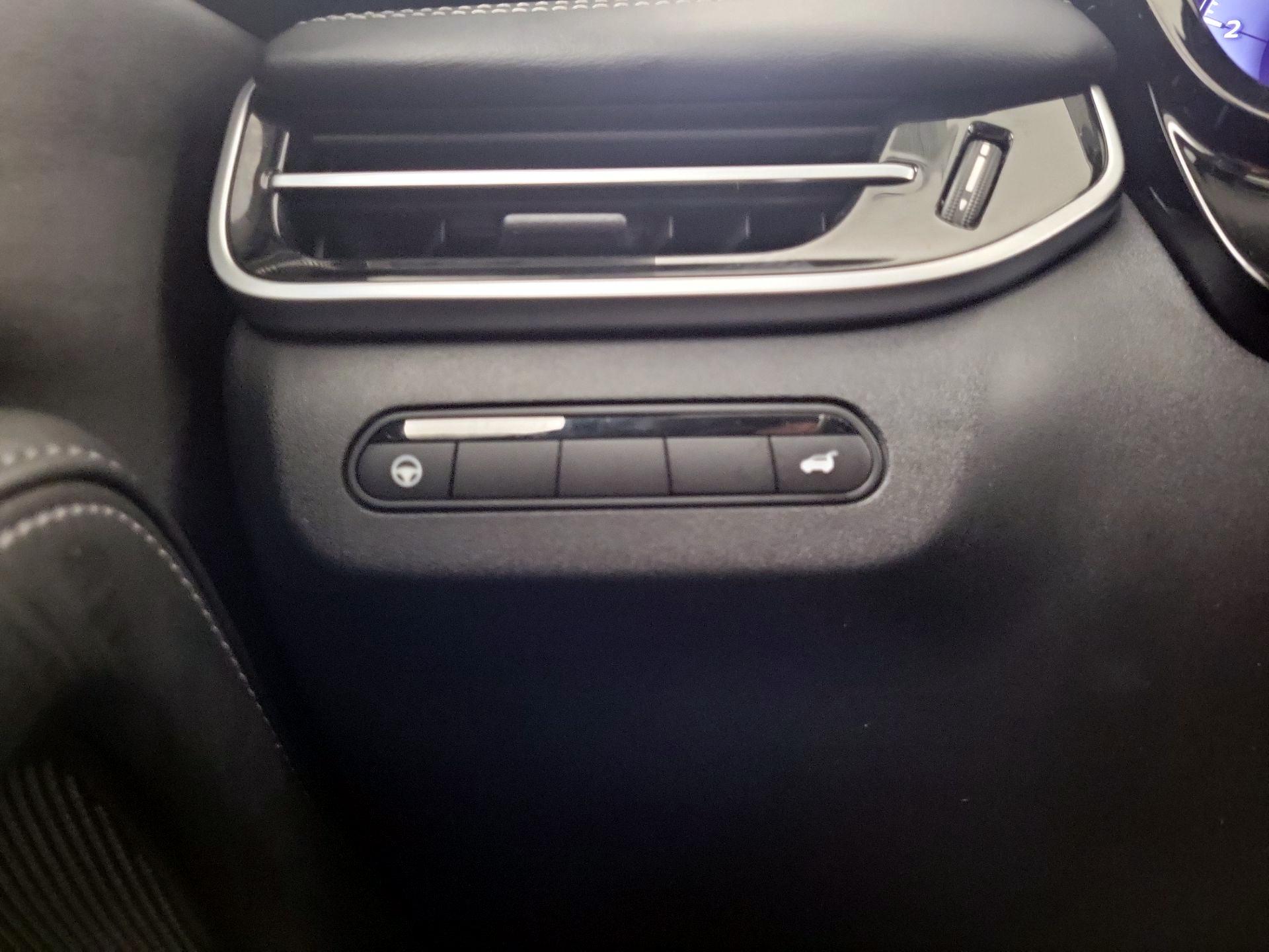 Thumbnail: 2023 INFINITI QX60 - 11