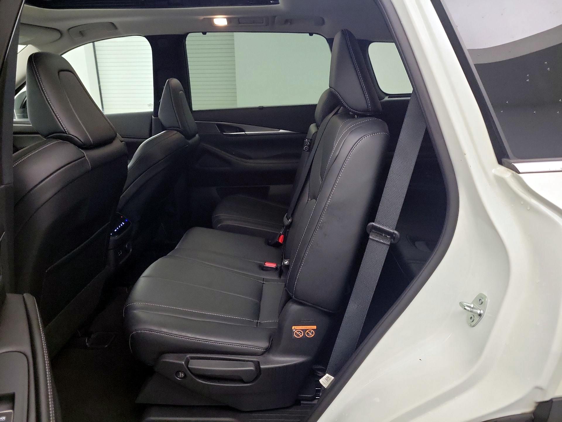 Thumbnail: 2023 INFINITI QX60 - 19