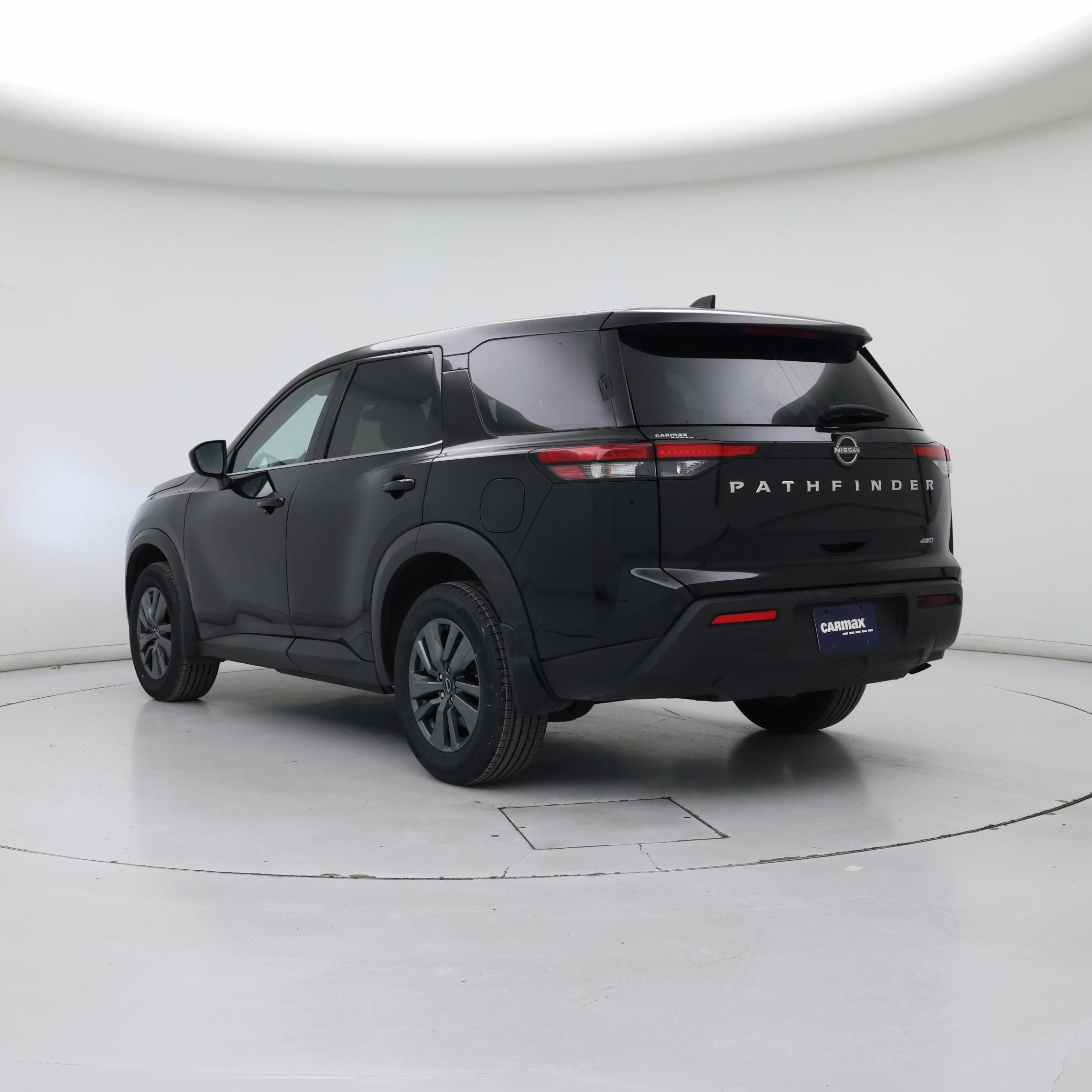 Thumbnail: 2024 Nissan Pathfinder - 2