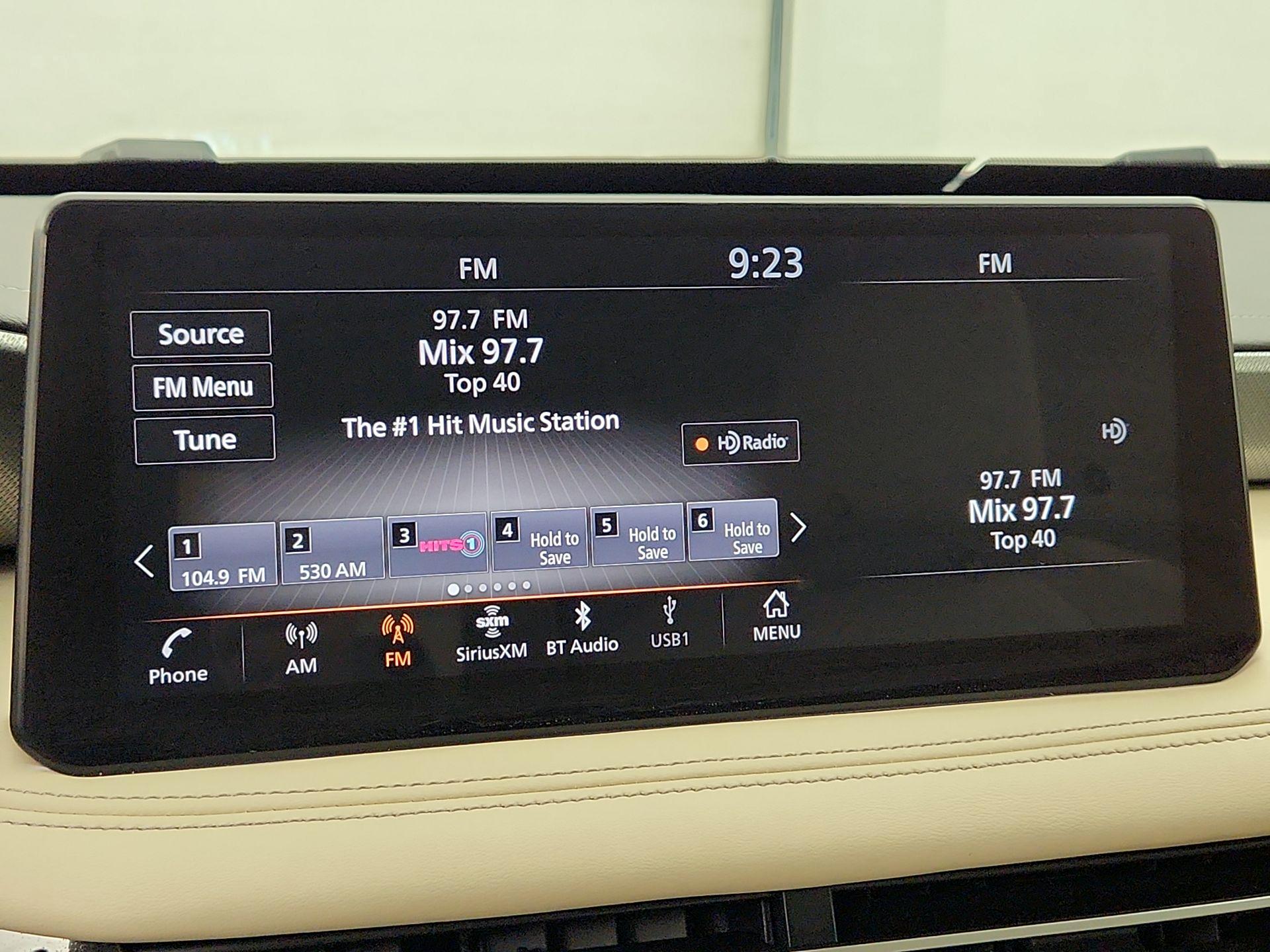 Thumbnail: 2023 INFINITI QX60 - 16