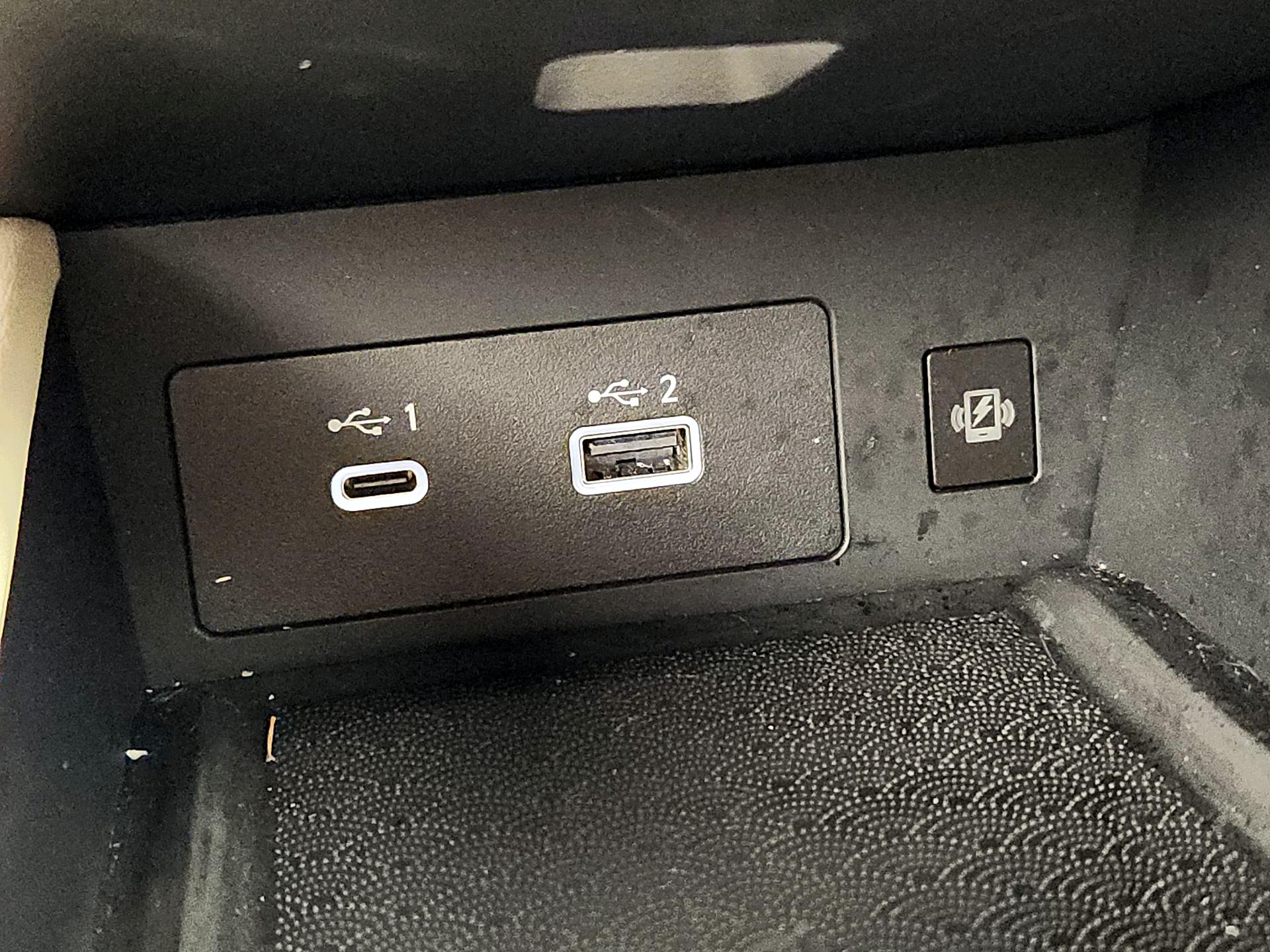 Thumbnail: 2023 INFINITI QX60 - 19