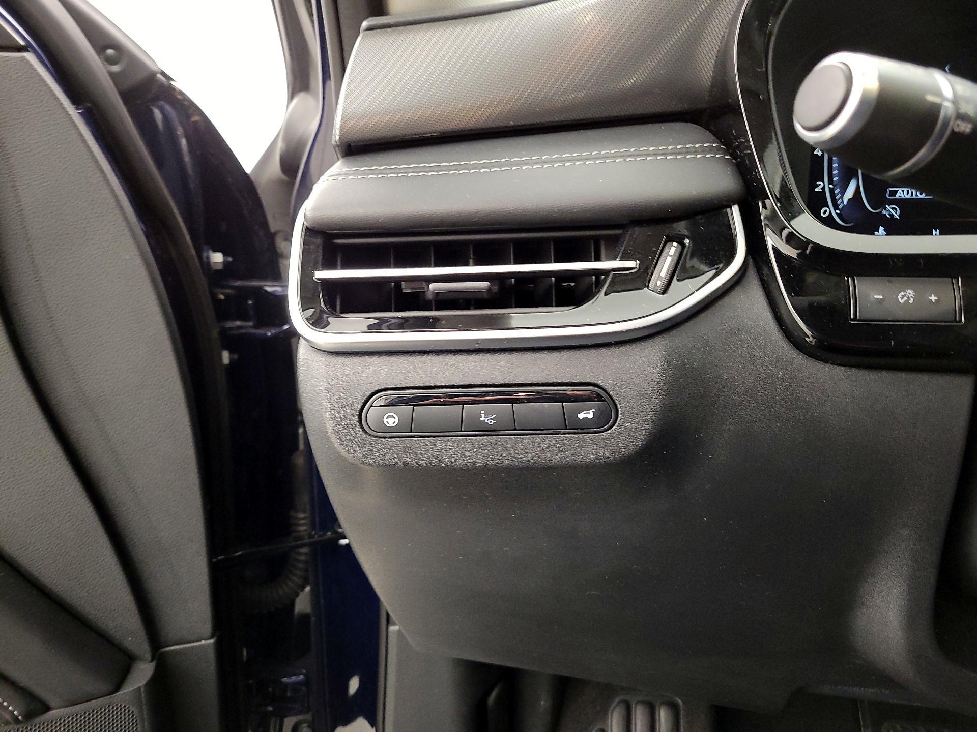 Thumbnail: 2023 INFINITI QX60 - 13