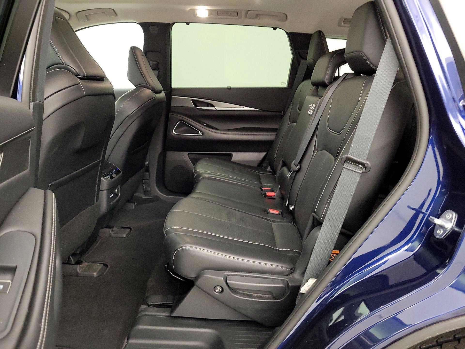 Thumbnail: 2023 INFINITI QX60 - 20