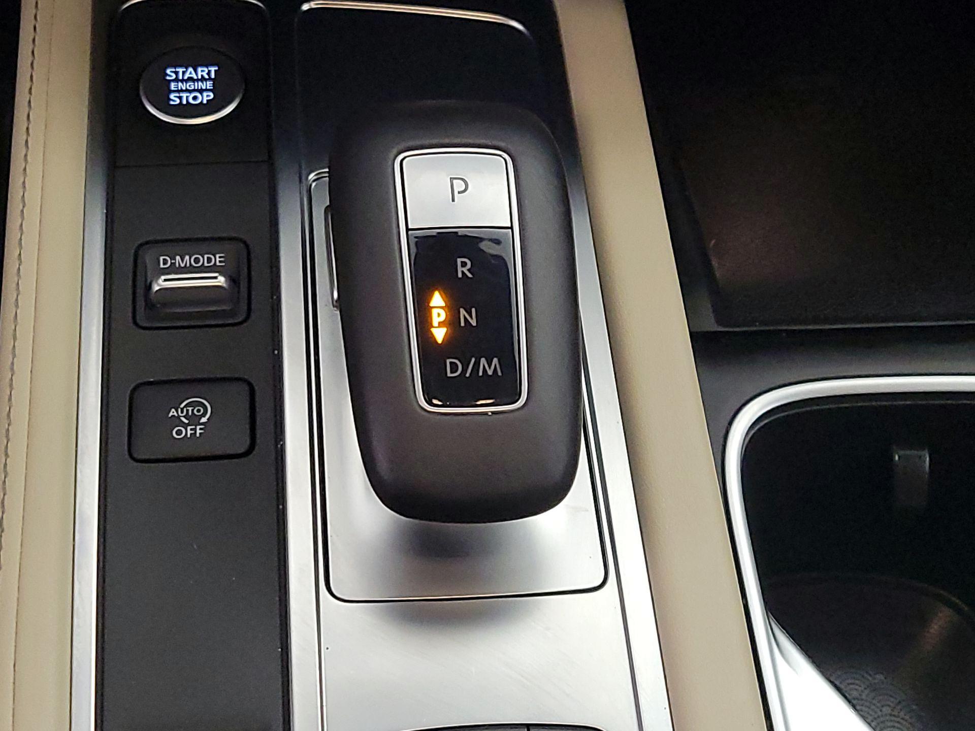 Thumbnail: 2023 INFINITI QX60 - 17