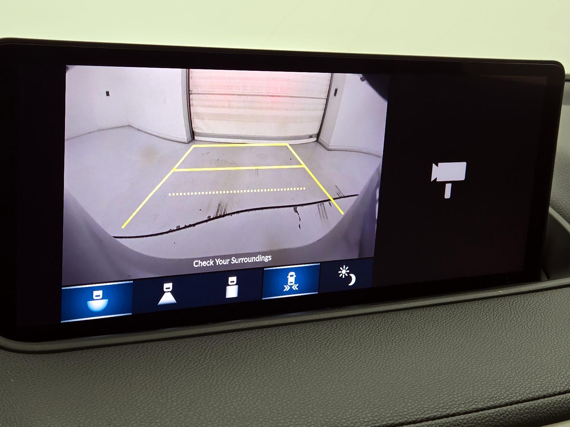 Thumbnail: 2023 Acura MDX - 13