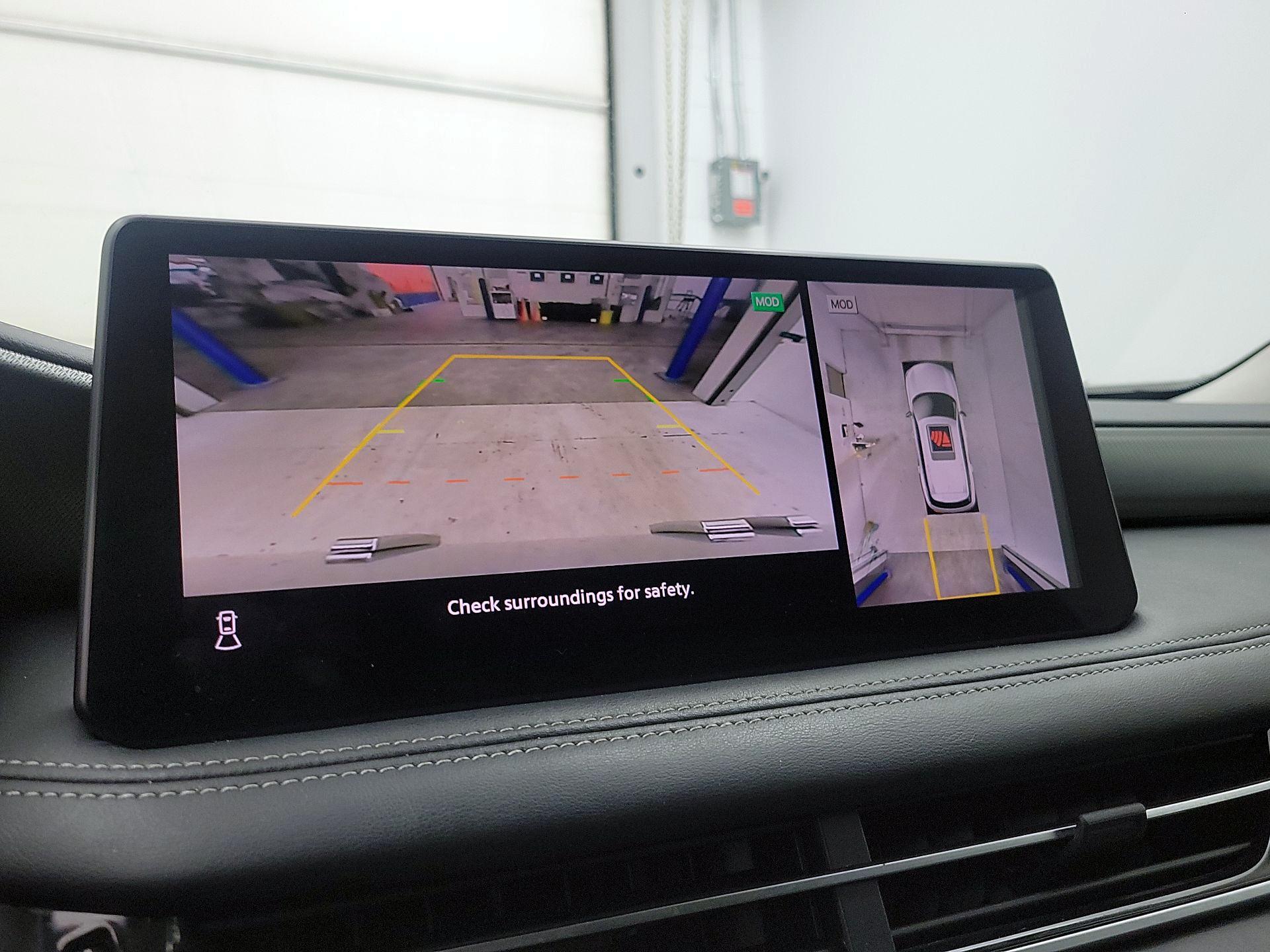 Thumbnail: 2023 INFINITI QX60 - 14