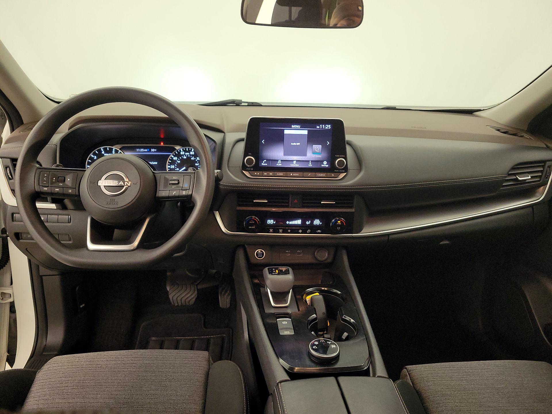 Thumbnail: 2023 Nissan Rogue - 9