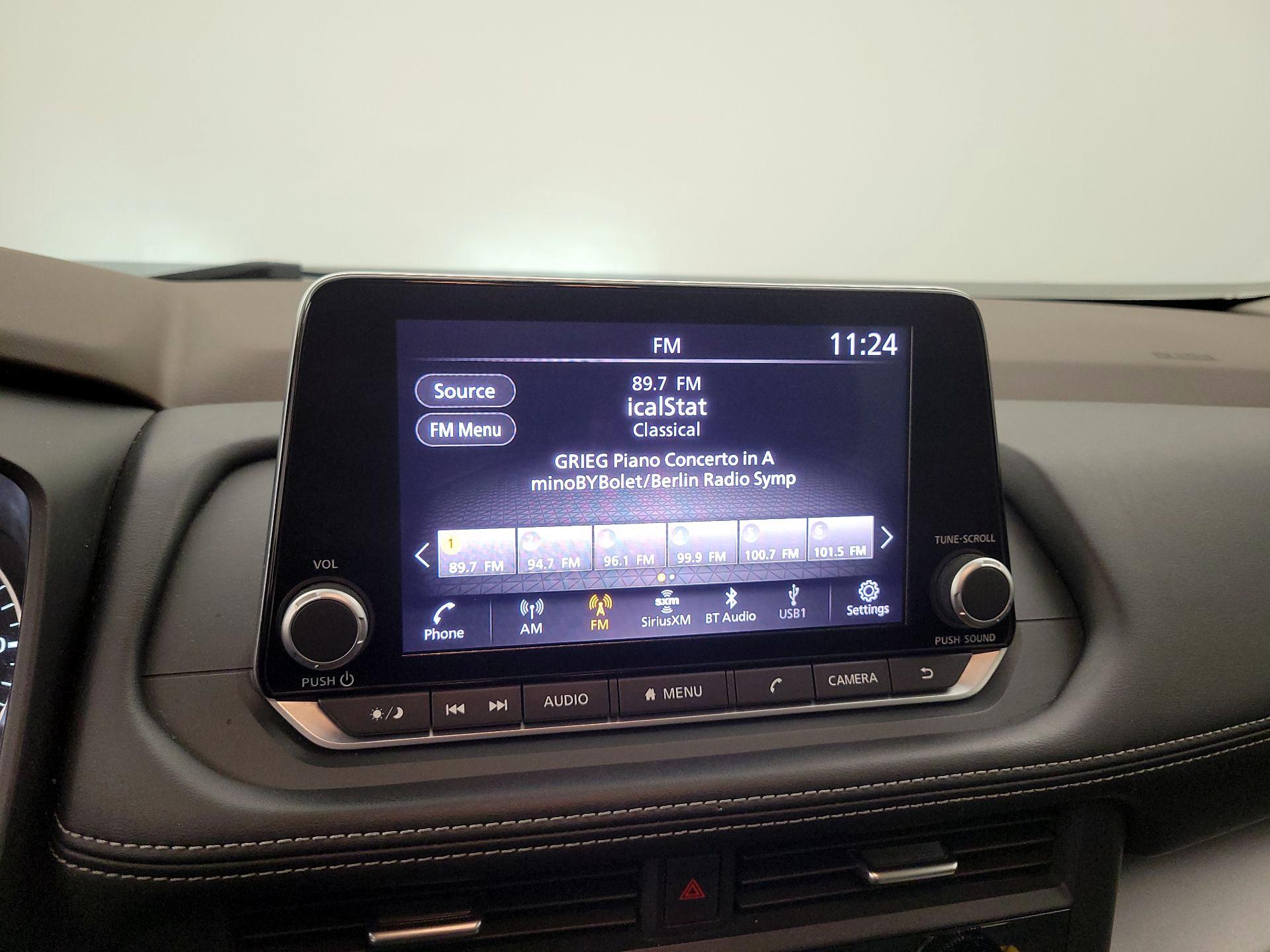 Thumbnail: 2023 Nissan Rogue - 15