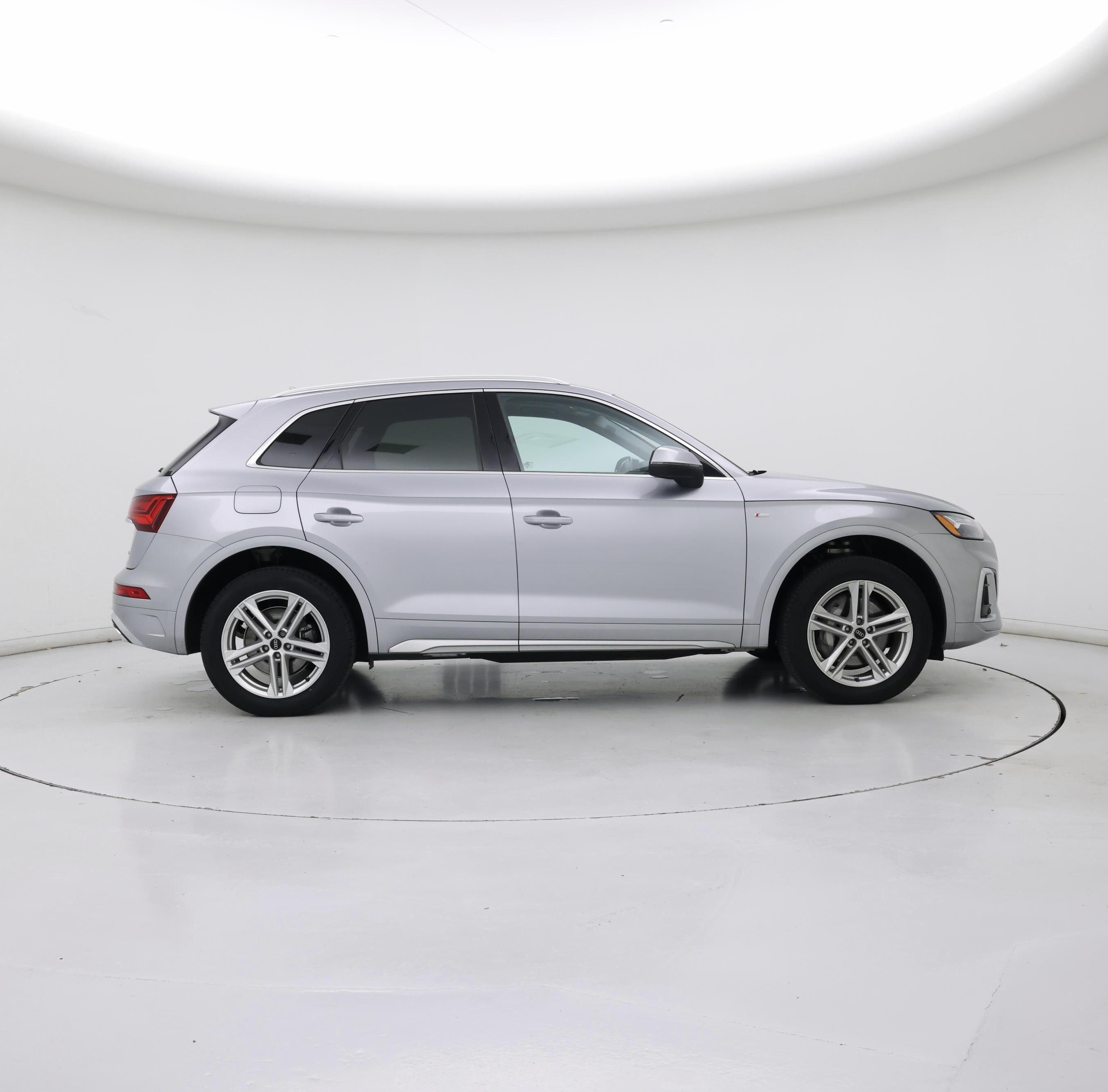 Thumbnail: 2024 Audi Q5 - 7