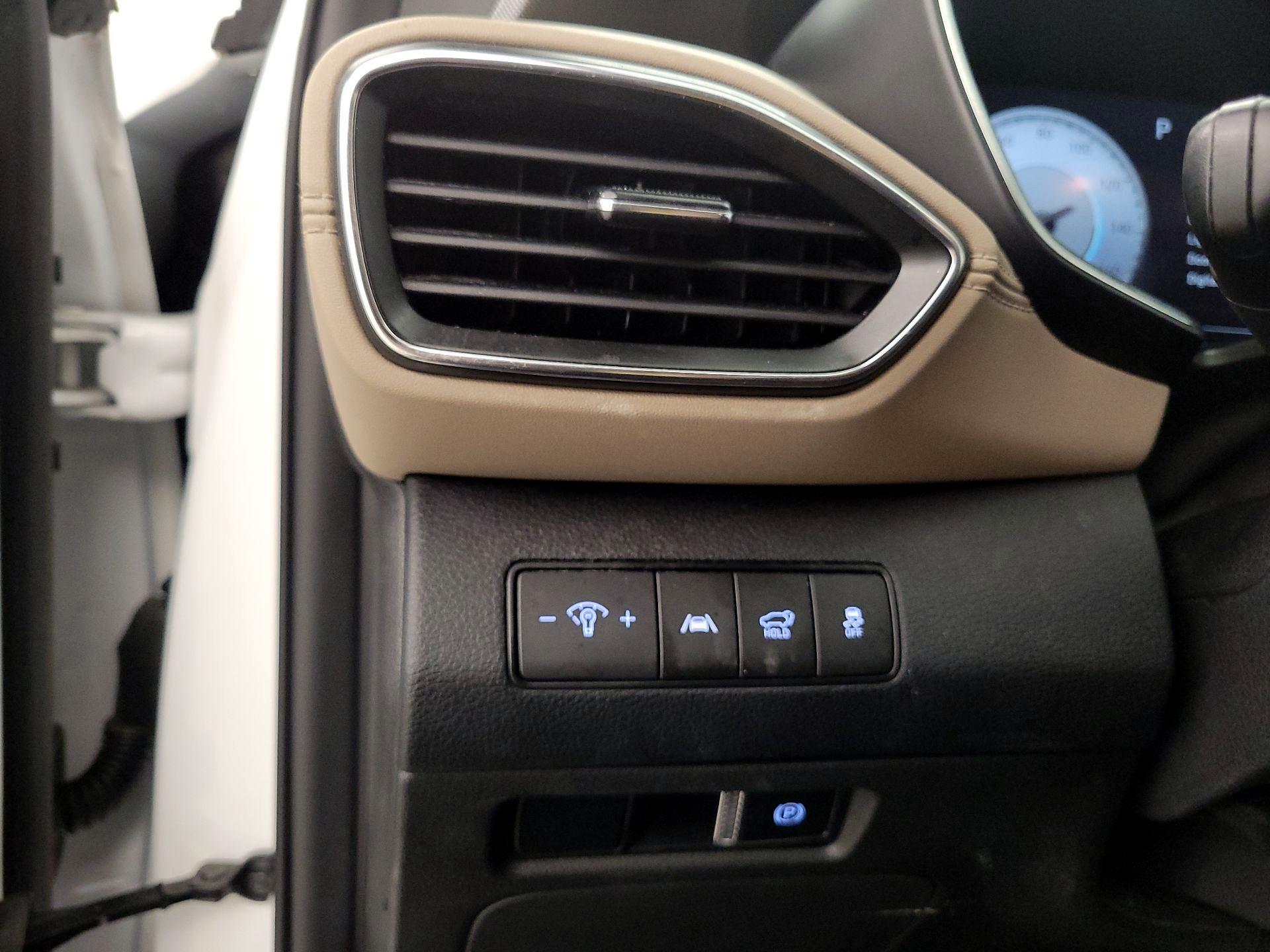 Thumbnail: 2022 Hyundai Santa Fe - 13