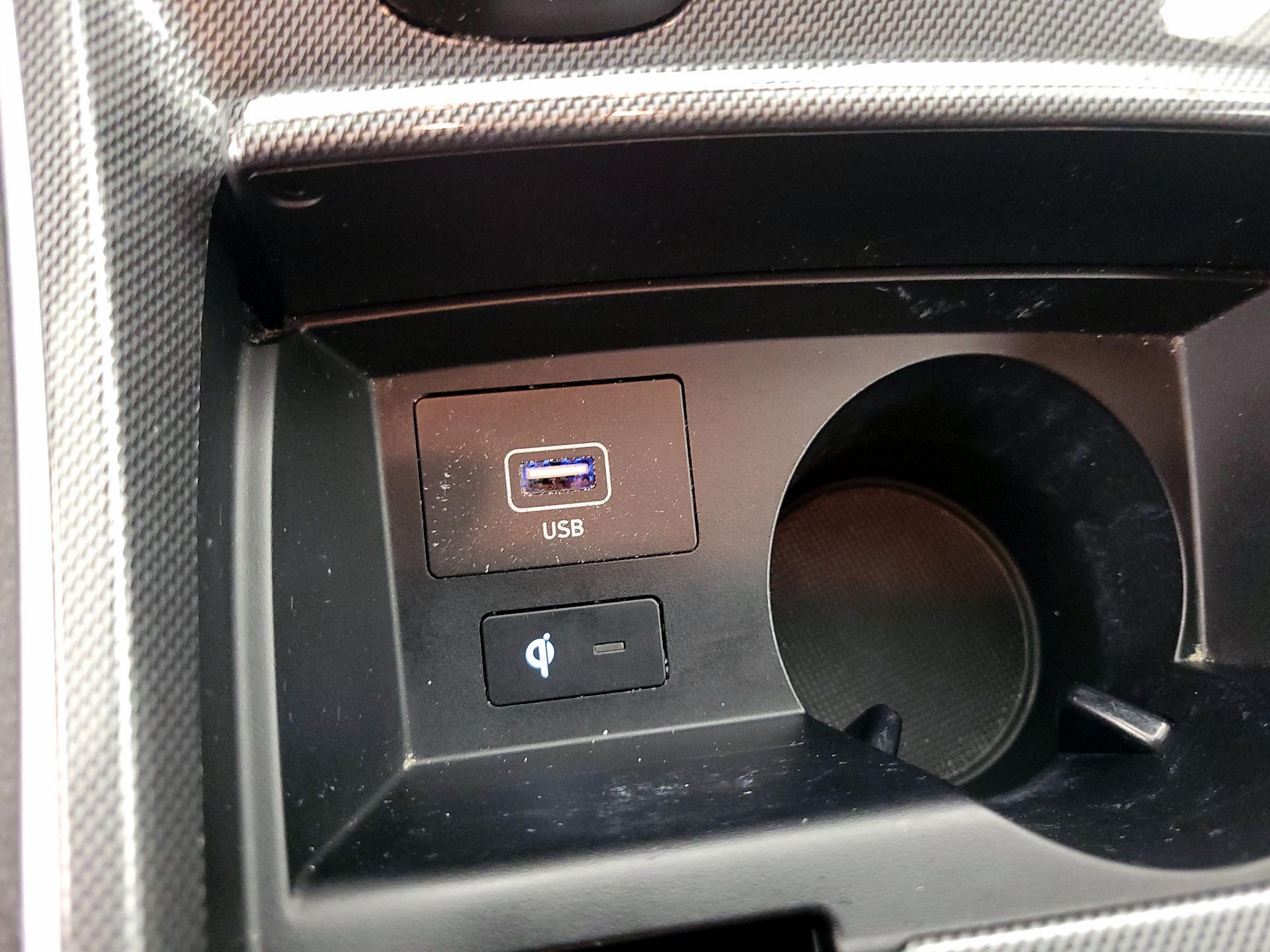 Thumbnail: 2022 Hyundai Santa Fe - 18