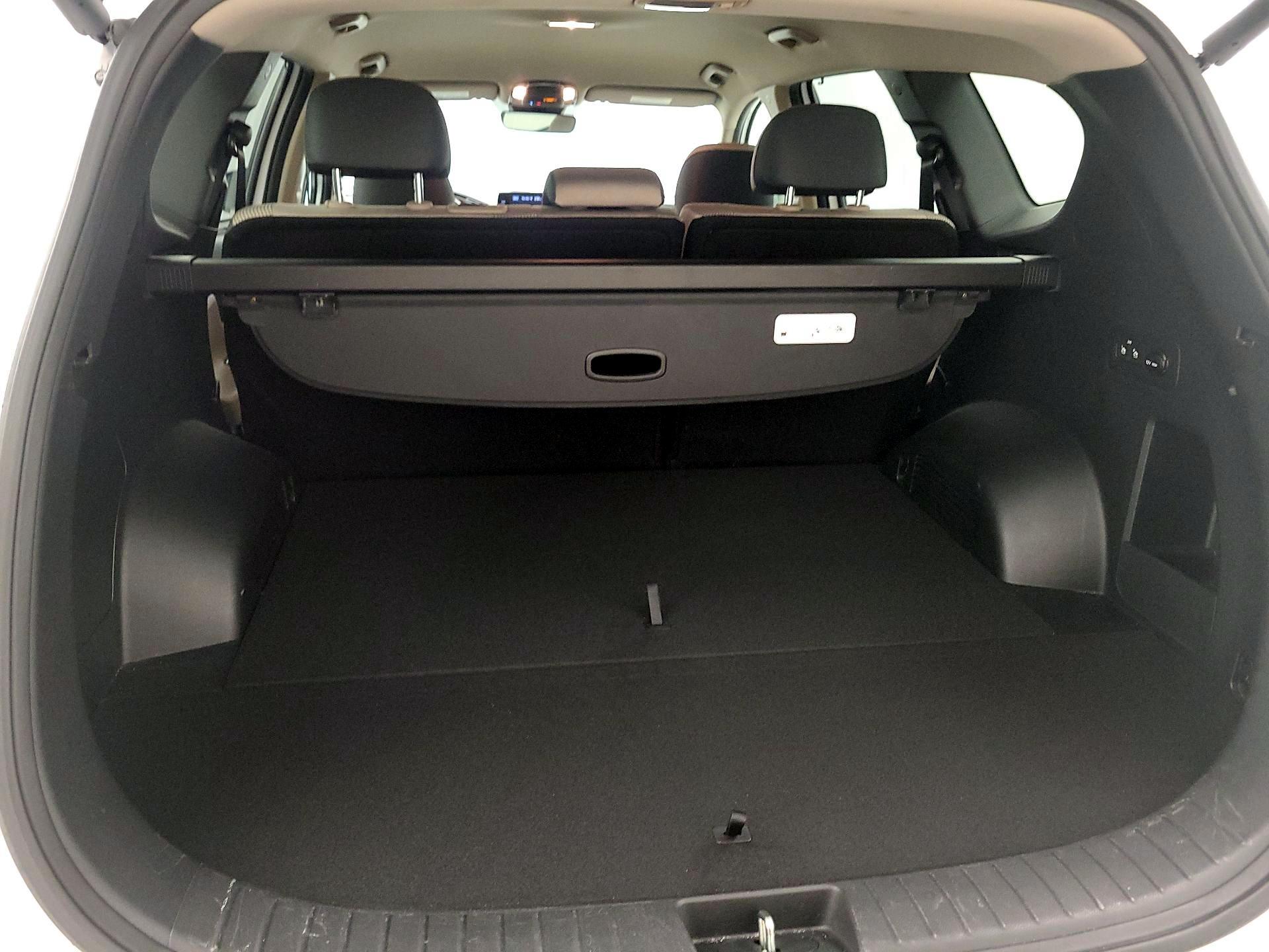 Thumbnail: 2022 Hyundai Santa Fe - 20