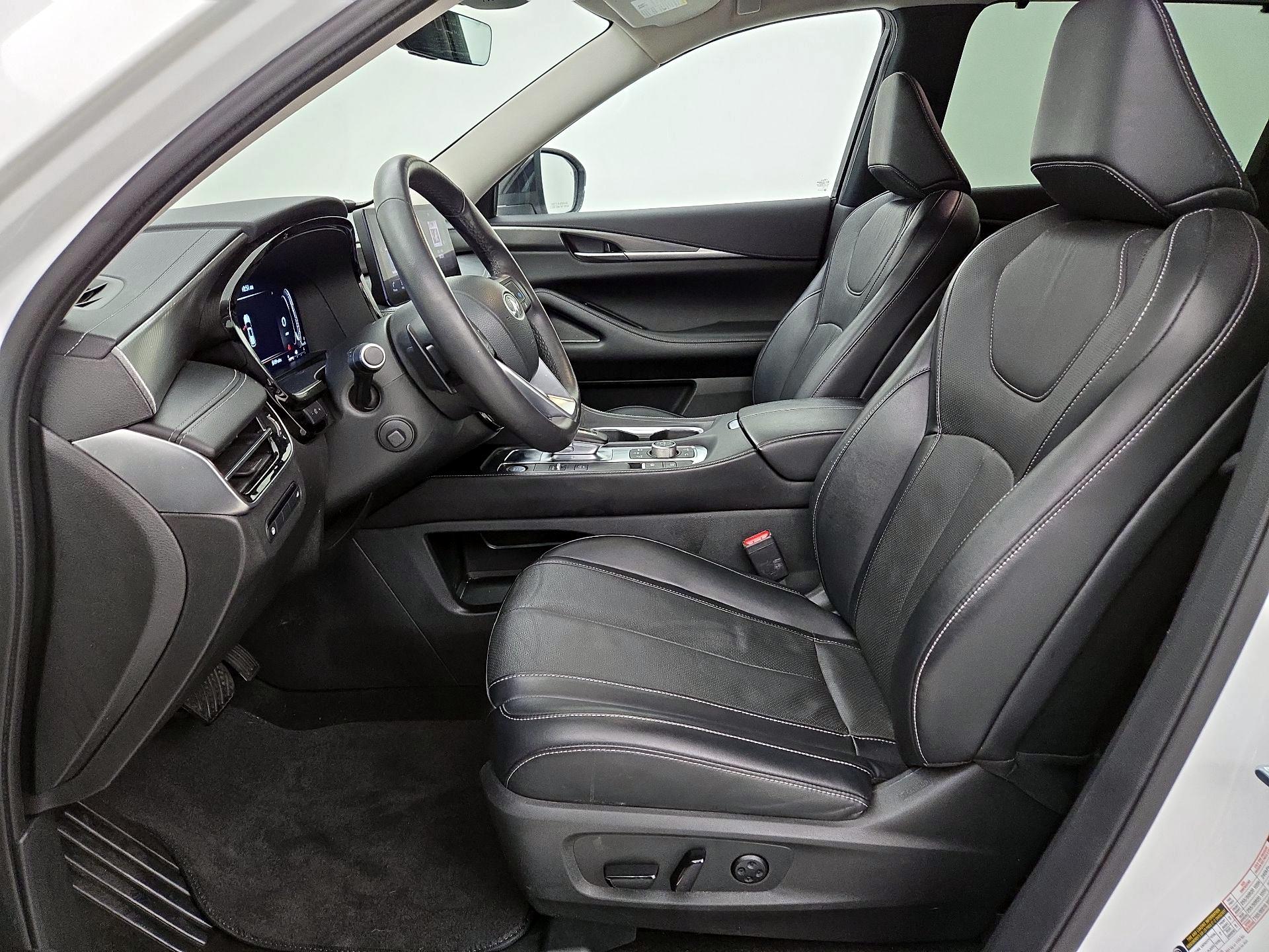 Thumbnail: 2023 INFINITI QX60 - 11