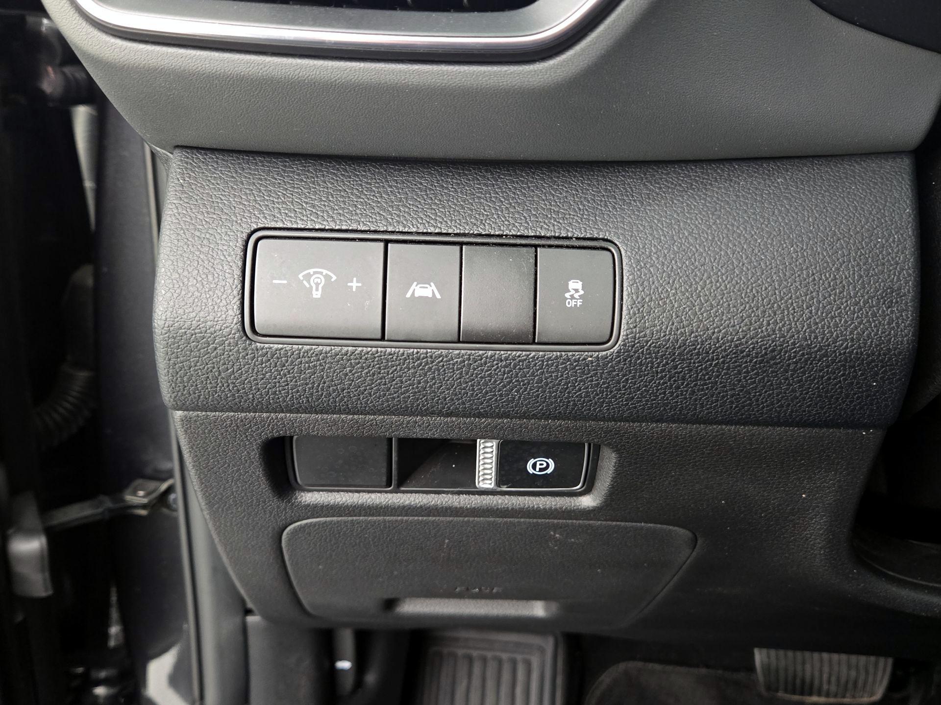 Thumbnail: 2023 Hyundai Santa Fe - 13