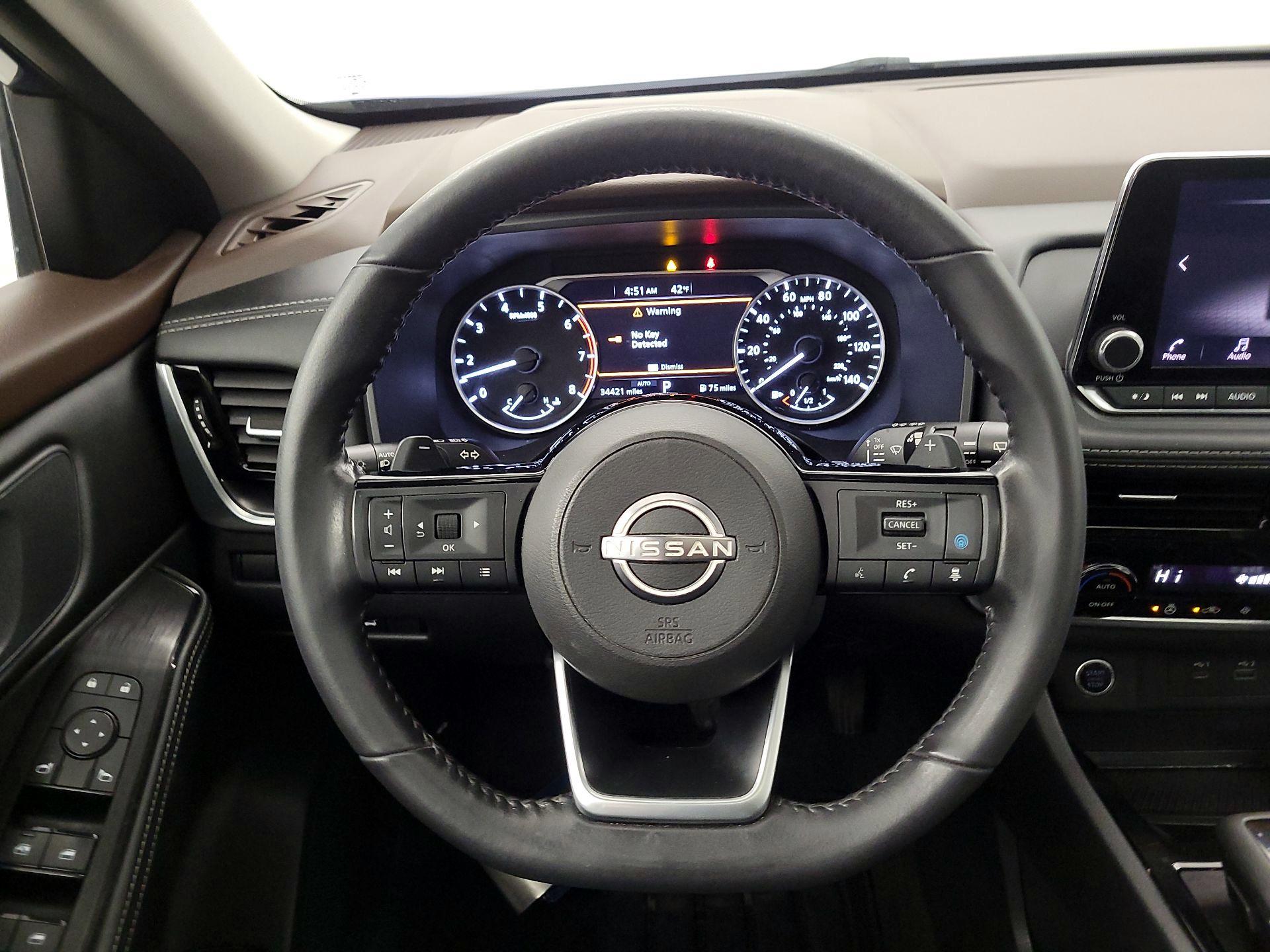 Thumbnail: 2023 Nissan Rogue - 10