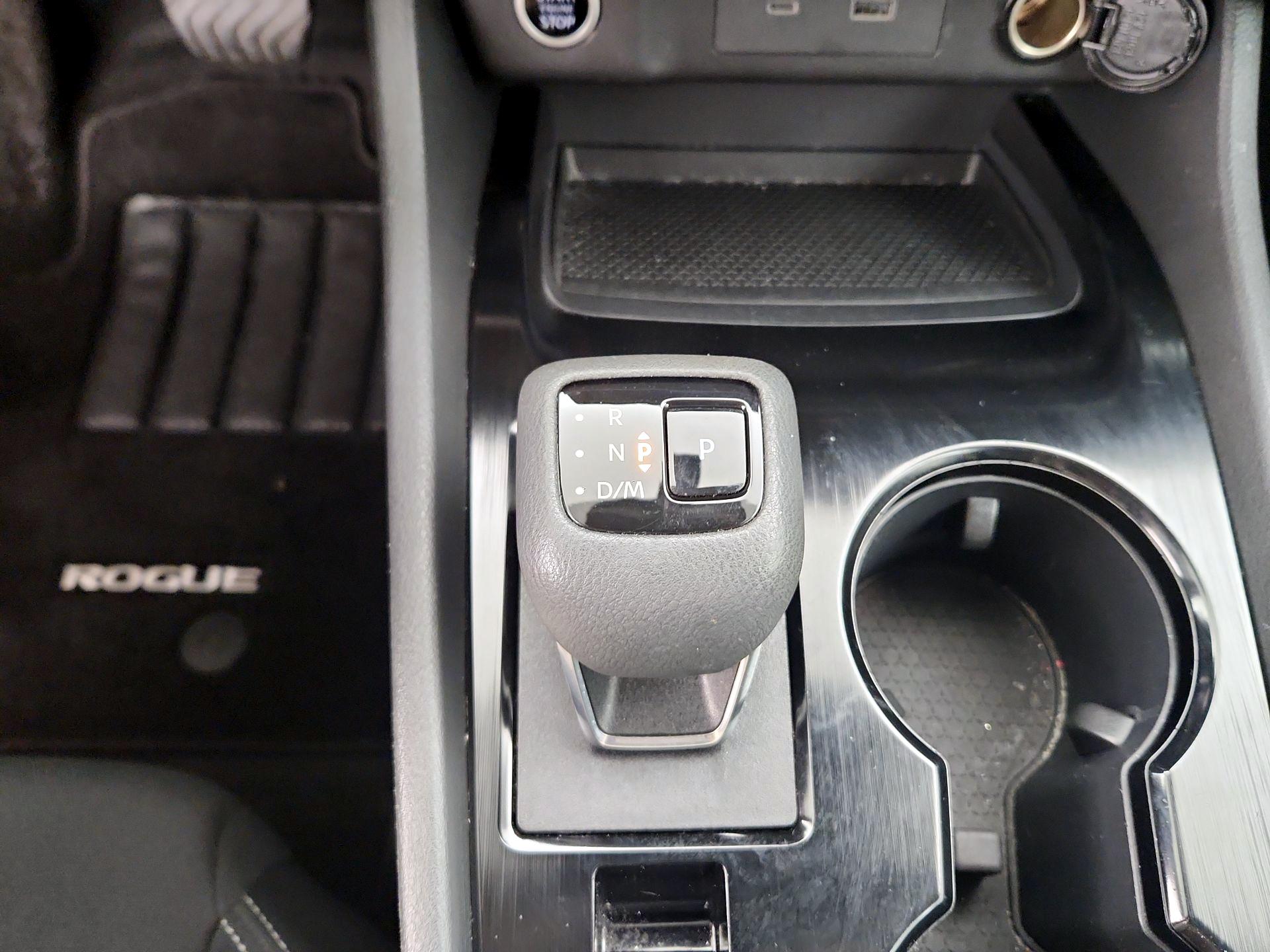 Thumbnail: 2023 Nissan Rogue - 17