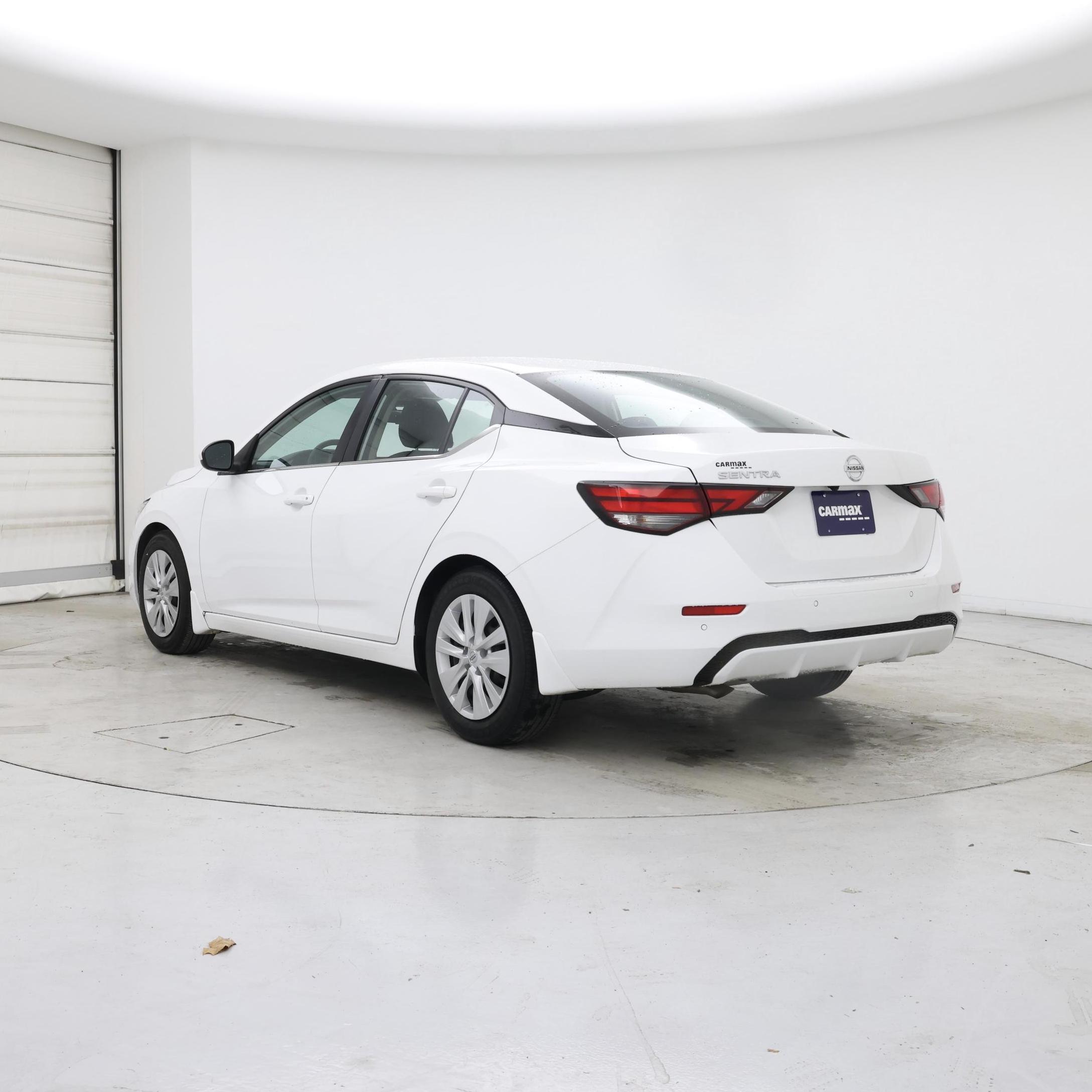 Thumbnail: 2022 Nissan Sentra - 2